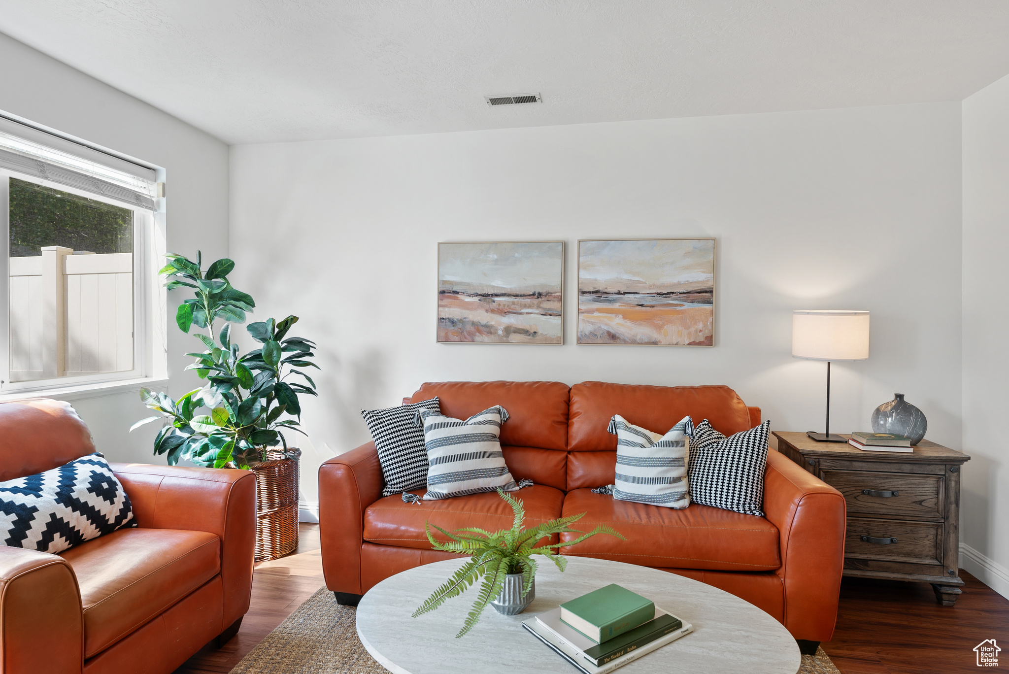 TUSCANY TOWNHOMES PHASE 1 CONDO - Residential