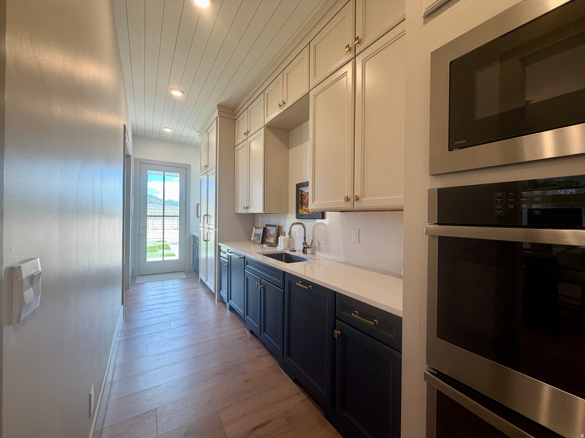 FIREFLY RANCH - Residential