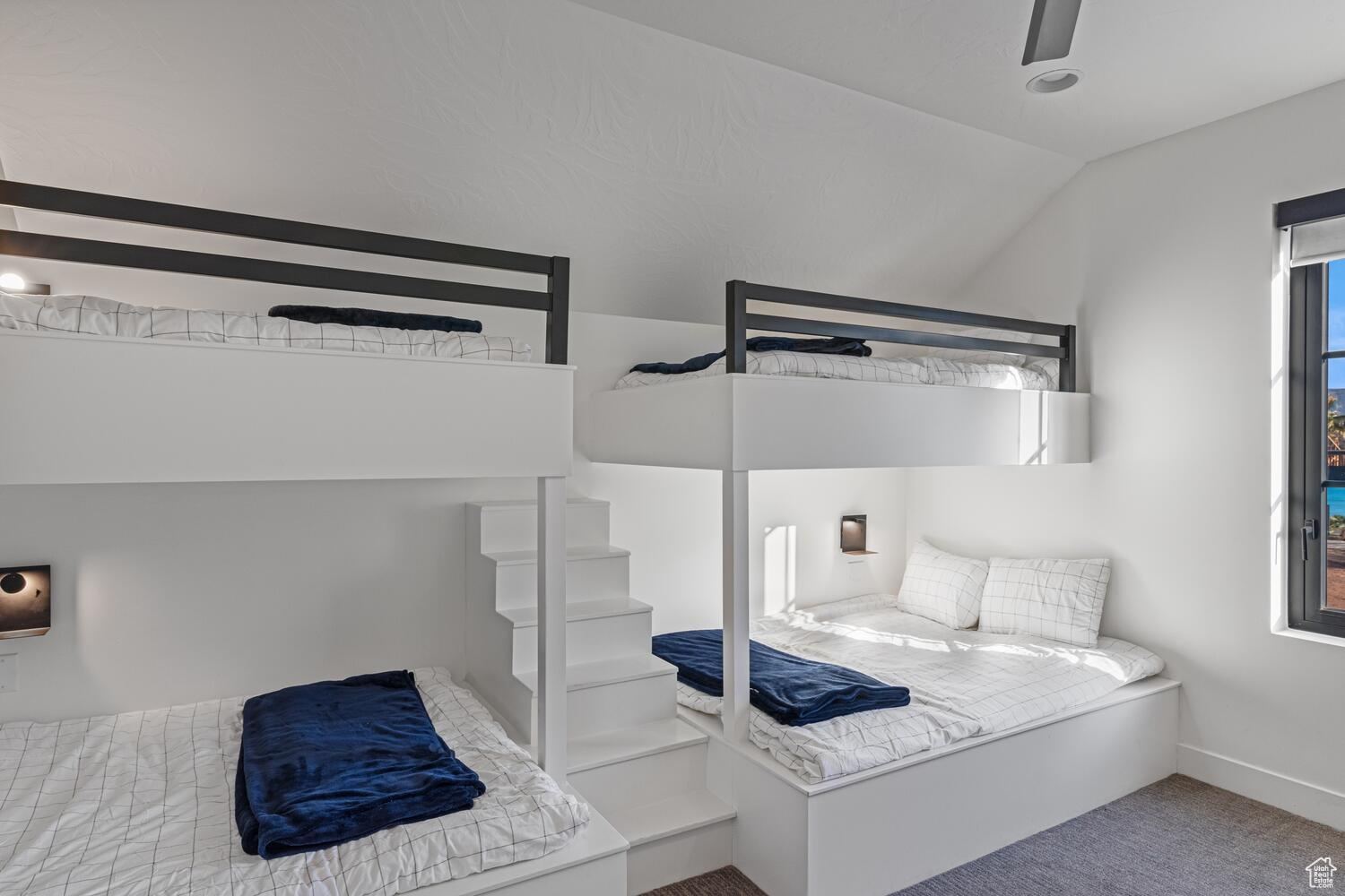 DESERT COLOR RESORT PH 3 - Residential