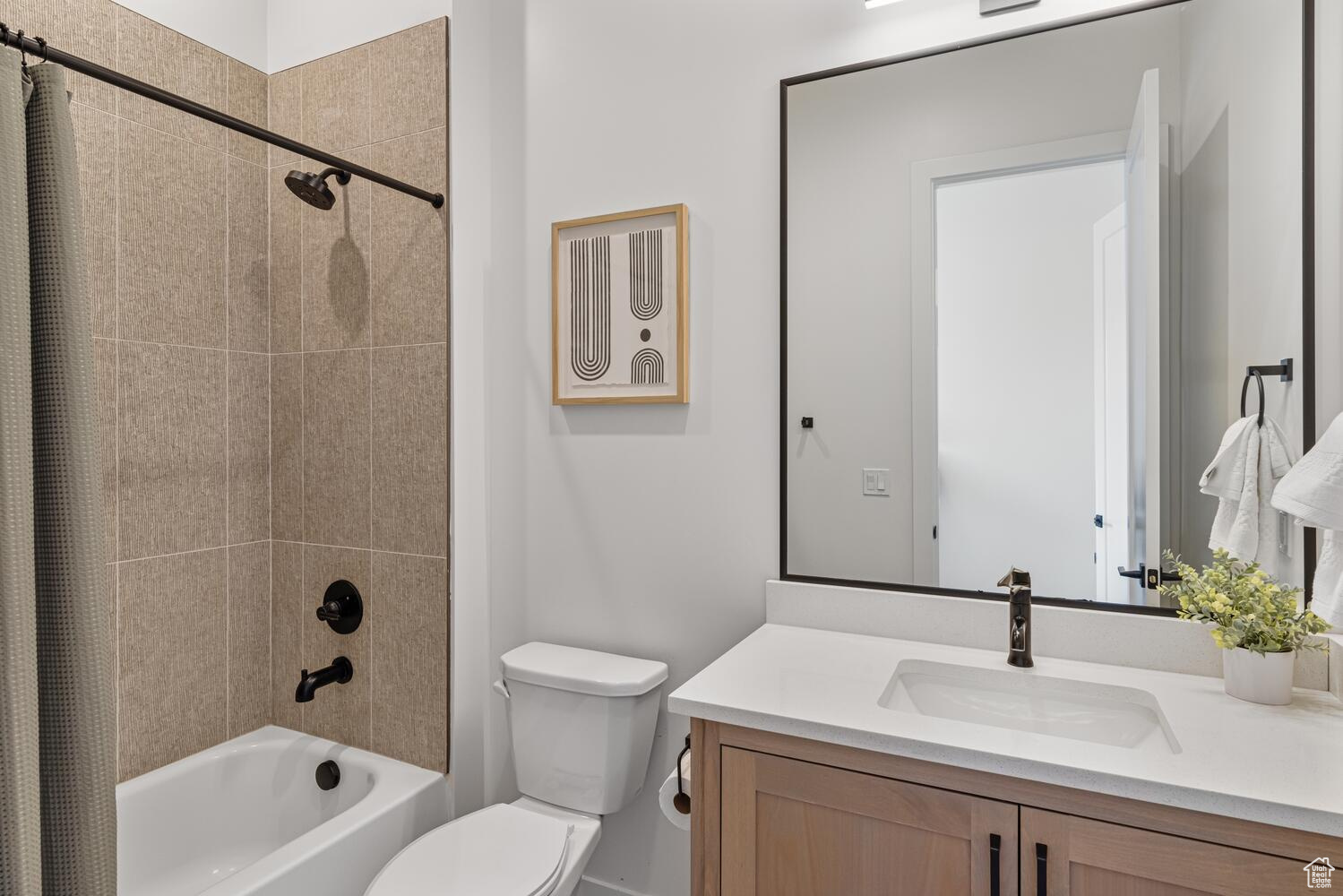 DESERT COLOR RESORT PH 3 - Residential