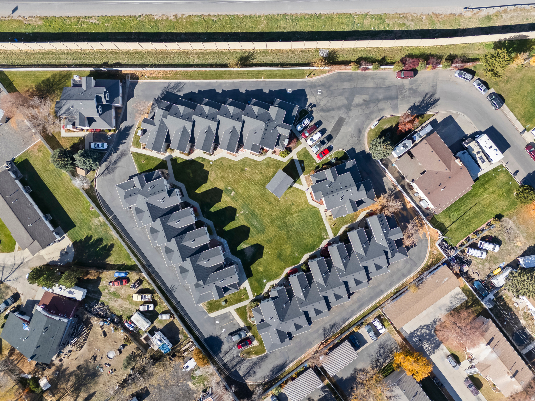 MAJESTIC MEADOWS - Residential