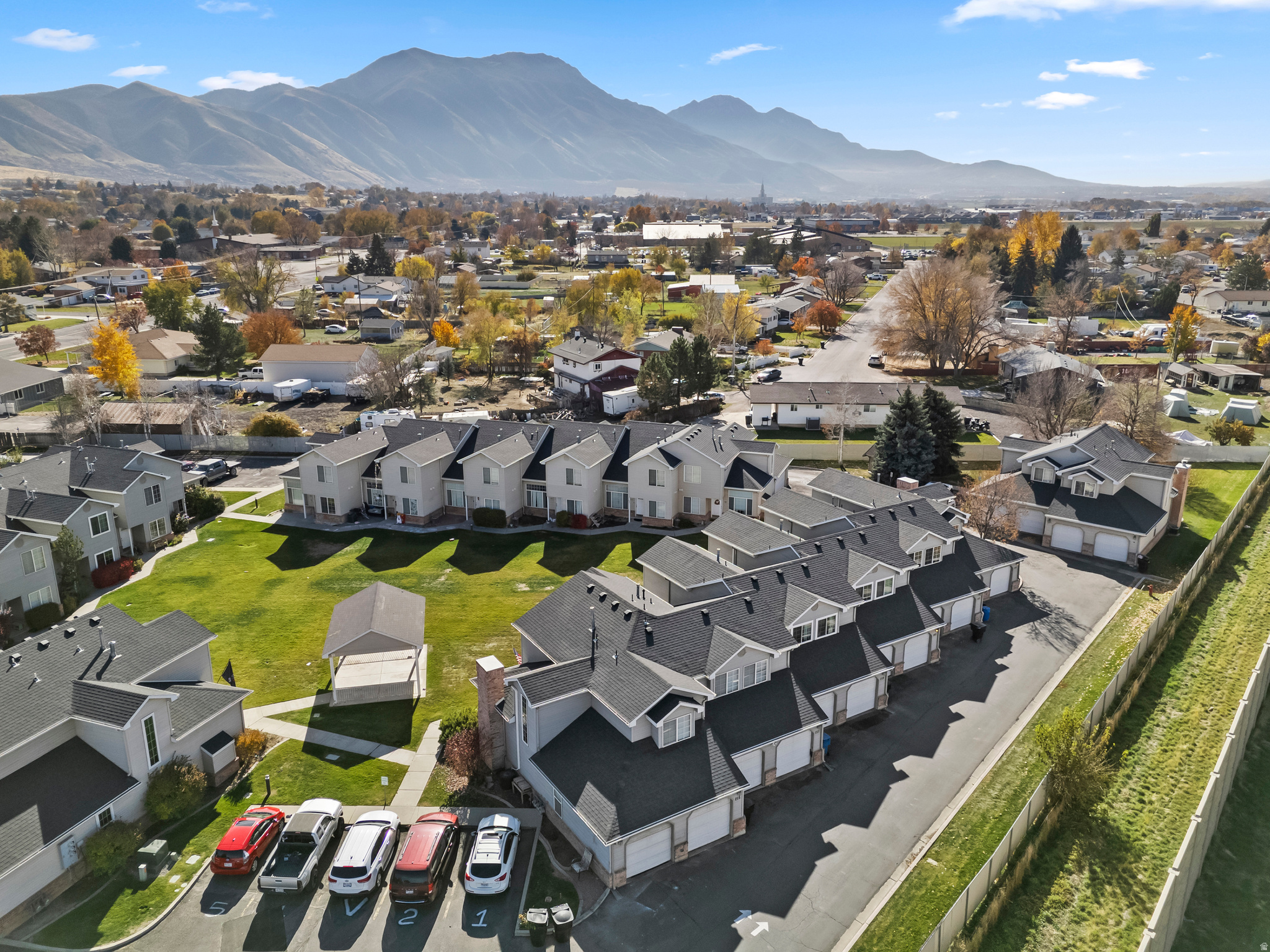 MAJESTIC MEADOWS - Residential