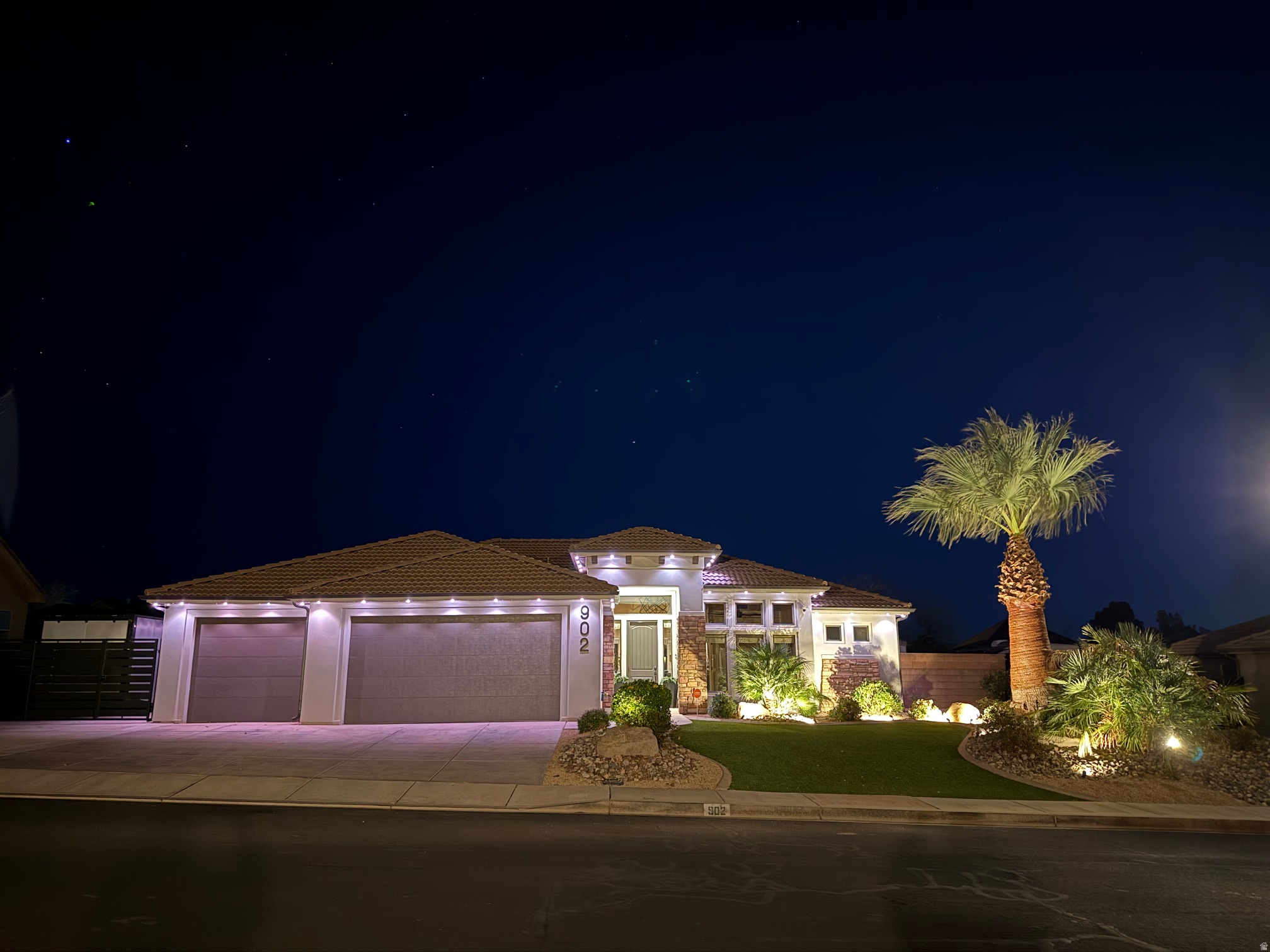 HIGH CHAPARRAL AT THE WASHINGTON BENCH - Residential