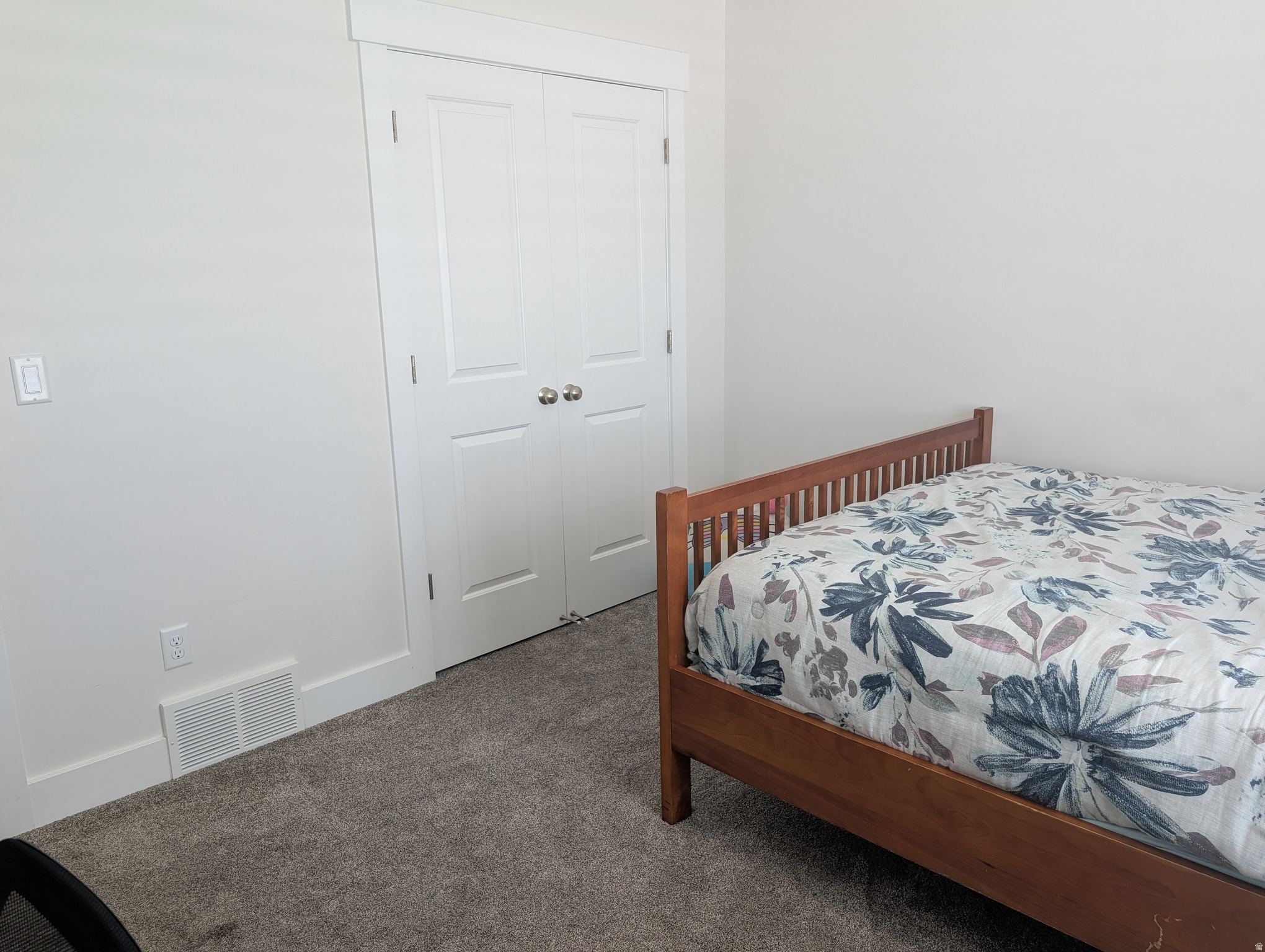 MUSTANG RIDGE - Residential