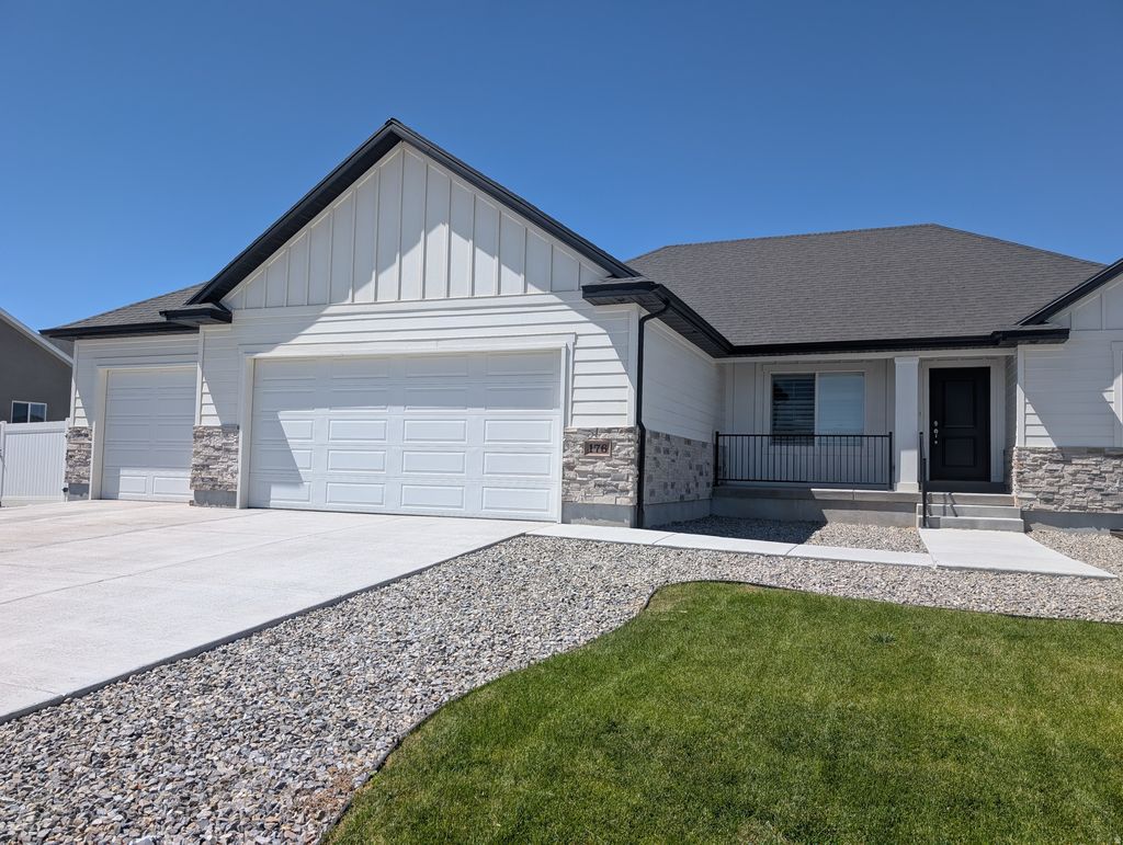 Photo of 176 S JODI LN #419, Grantsville, UT 84029 (MLS # 2141950)