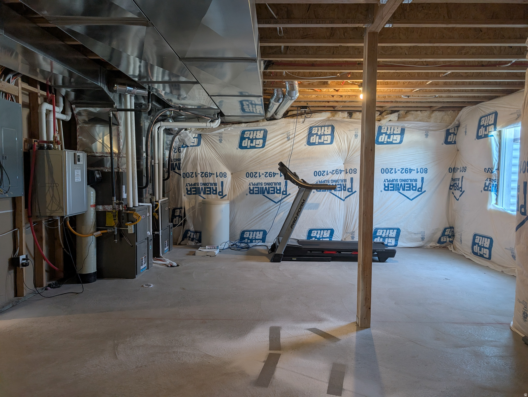 MUSTANG RIDGE - Residential