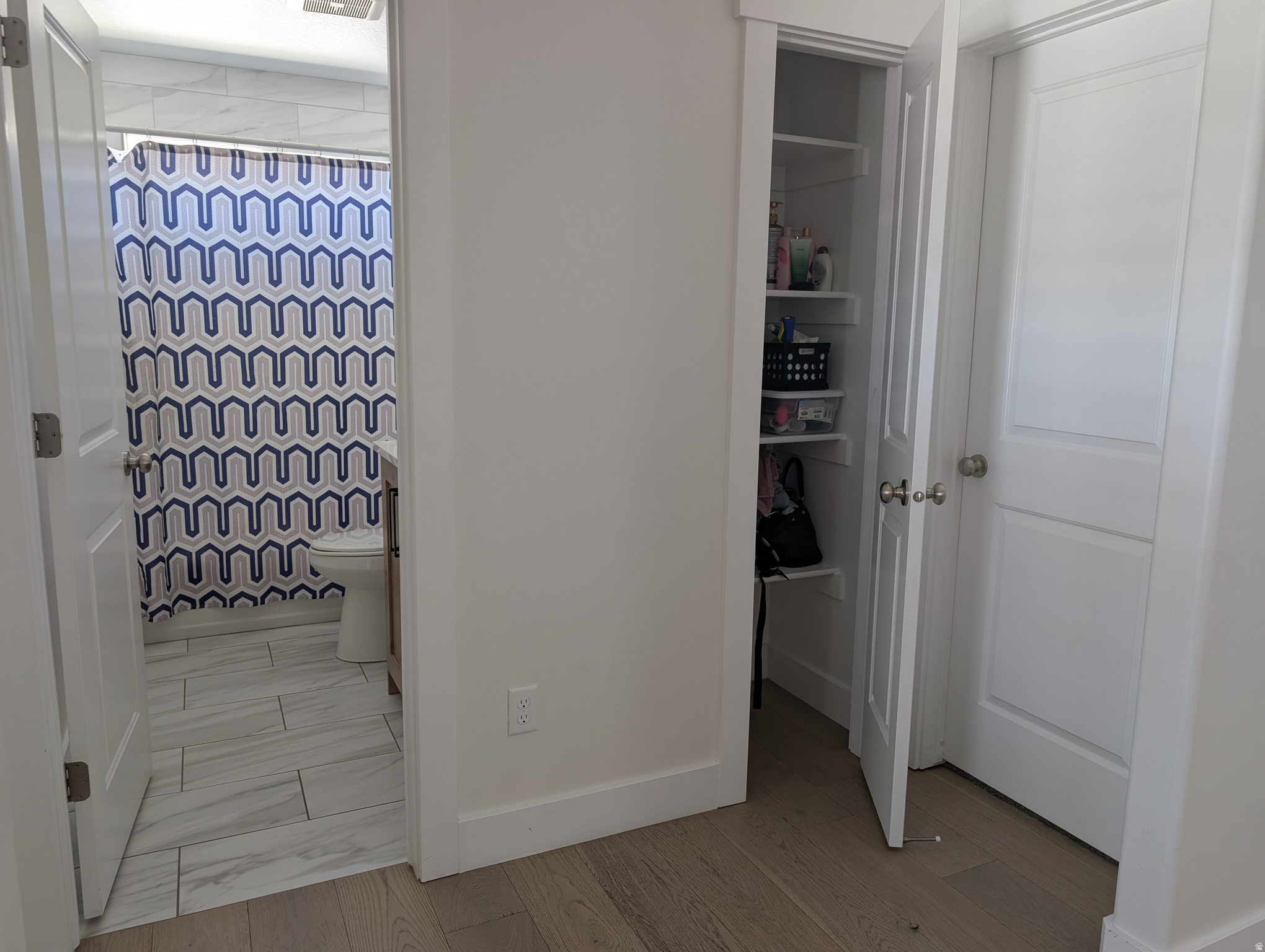 MUSTANG RIDGE - Residential