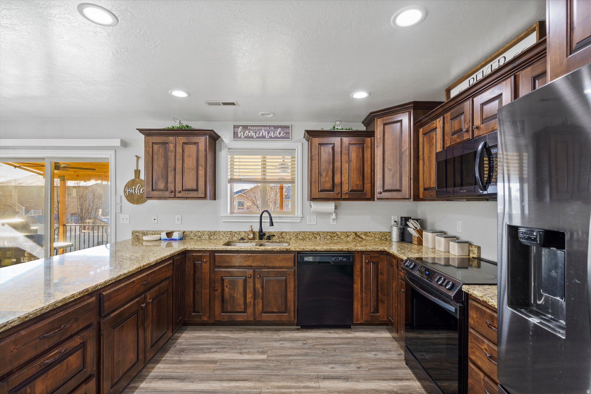 HIGLEY MEADOW - Residential