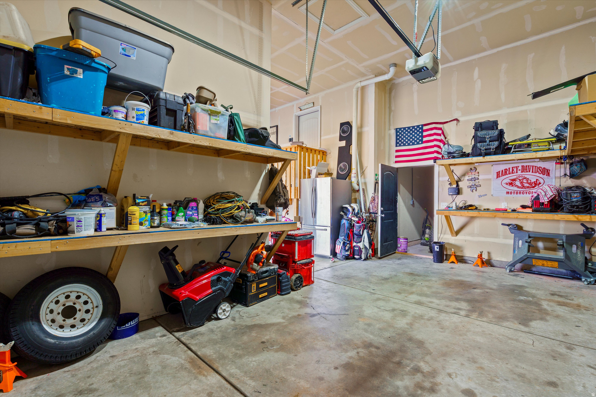 HIGLEY MEADOW - Residential