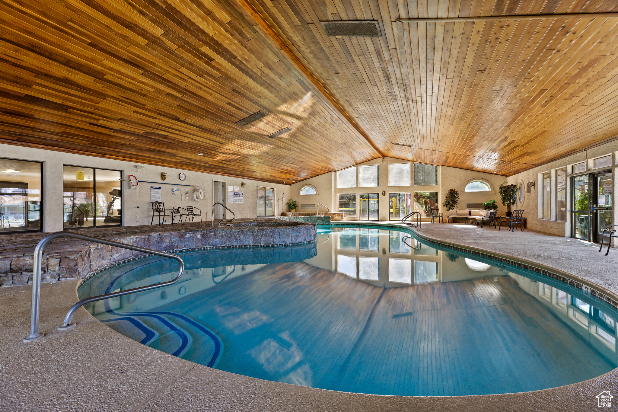 WILLOW RUN RESORT CONDOS - Residential