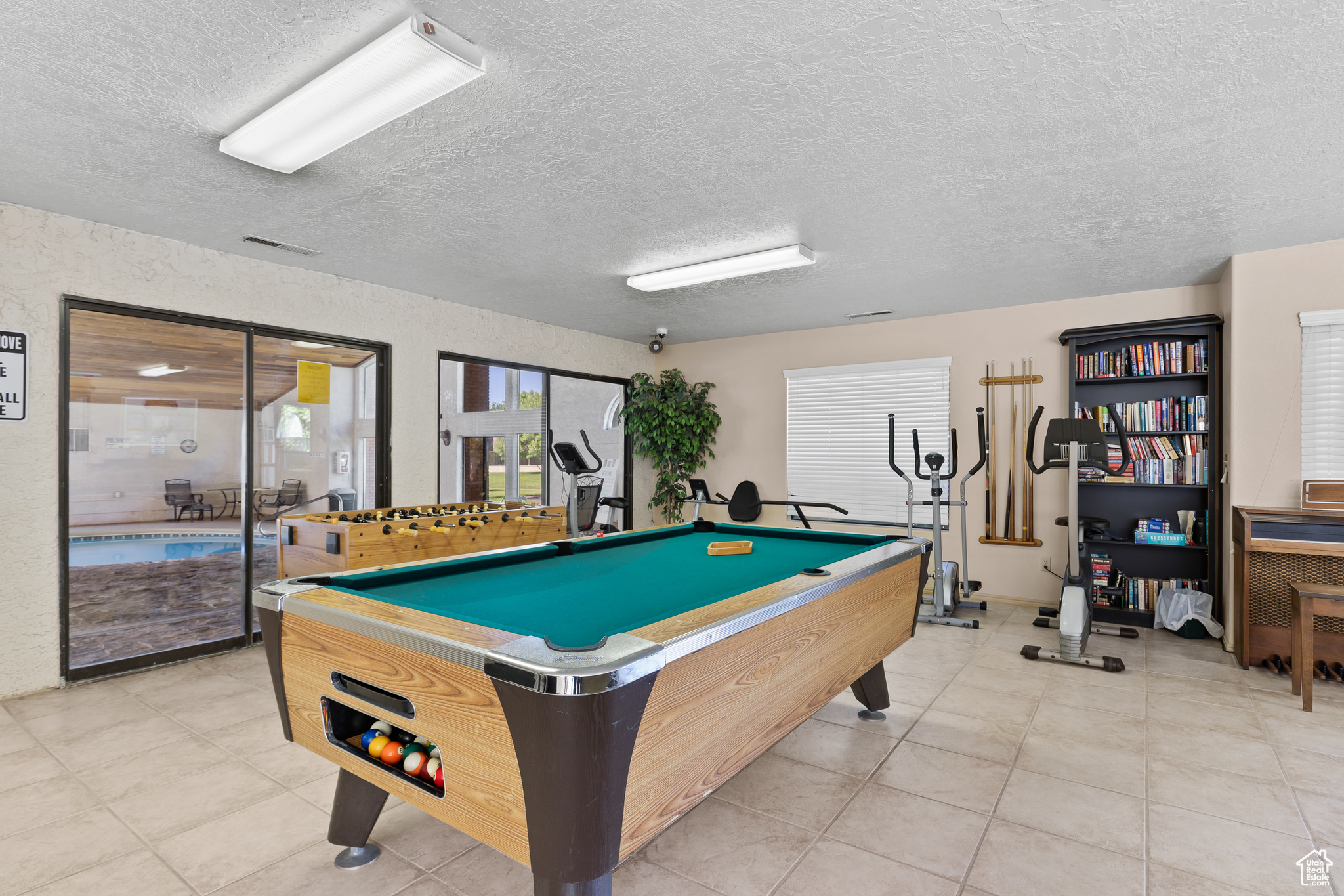 WILLOW RUN RESORT CONDOS - Residential