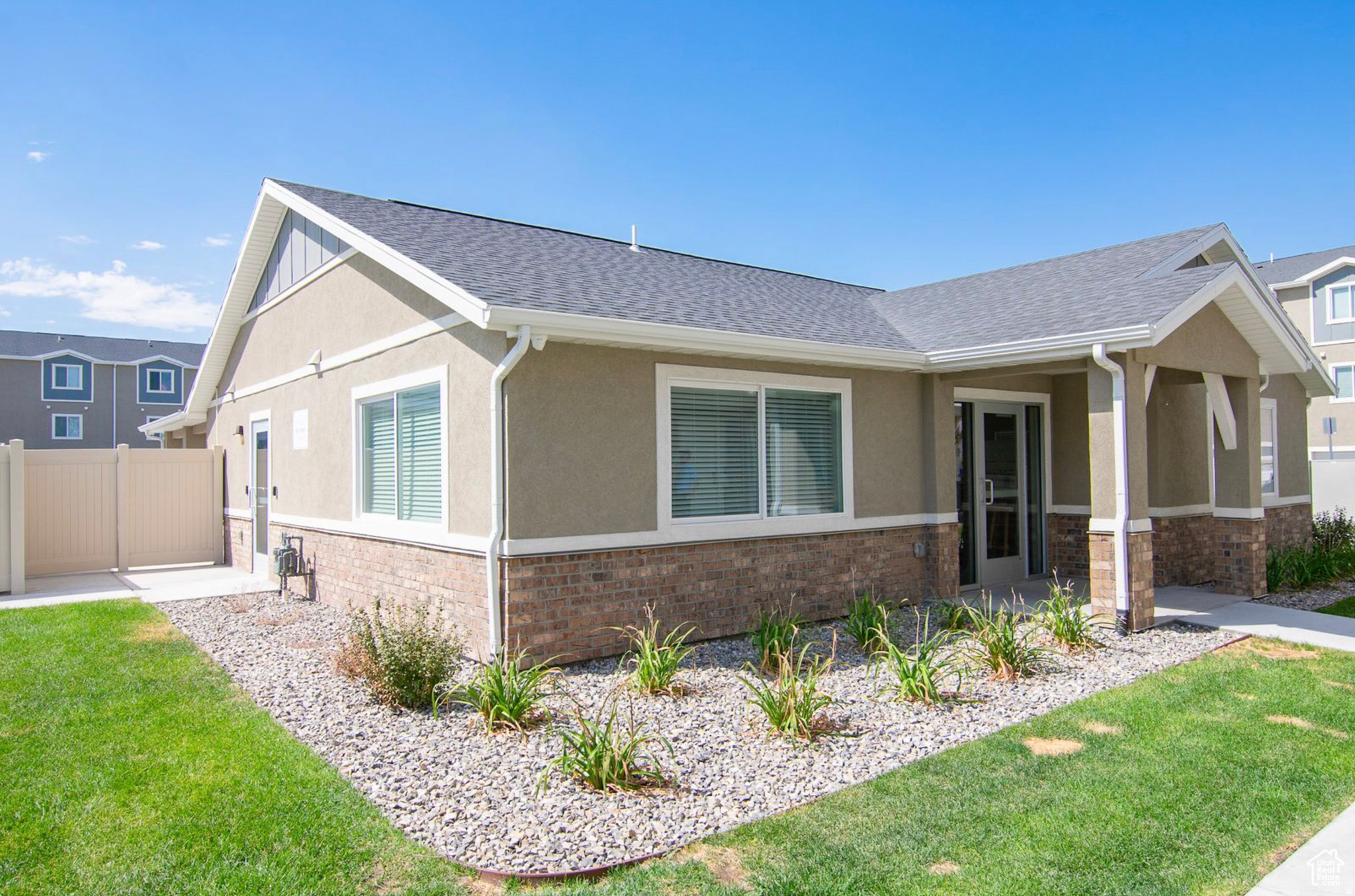 COLONY FARMS - Residential Income
