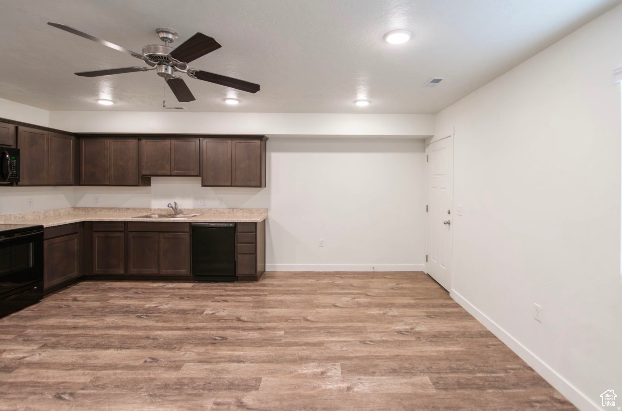 COLONY FARMS - Residential Income