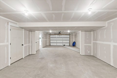 Tiny photo for 2513 S COUNTRY CLUB DR #22, Garden City, UT 84028 (MLS # 2185616)