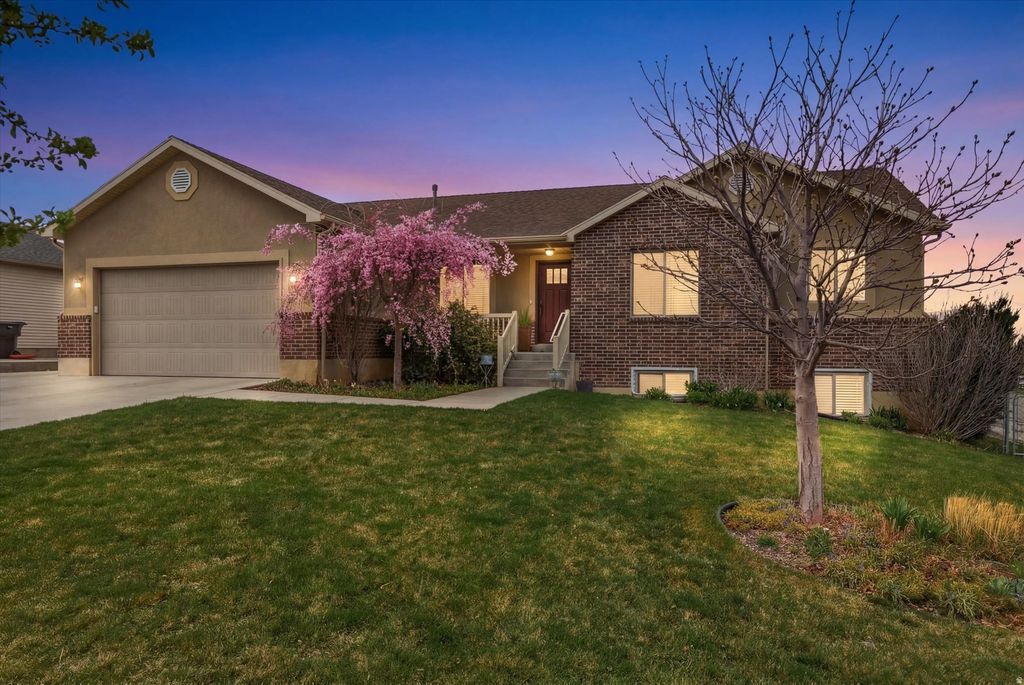 Photo of 2632 S 1050 W, Perry, UT 84302 (MLS # 2145413)