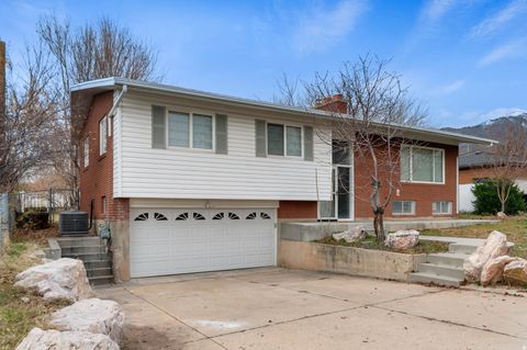 Tiny photo for 537 E 300 N, Kaysville, UT 84037 (MLS # 2127696)