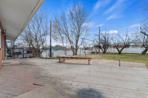 Tiny photo for 537 E 300 N, Kaysville, UT 84037 (MLS # 2127696)