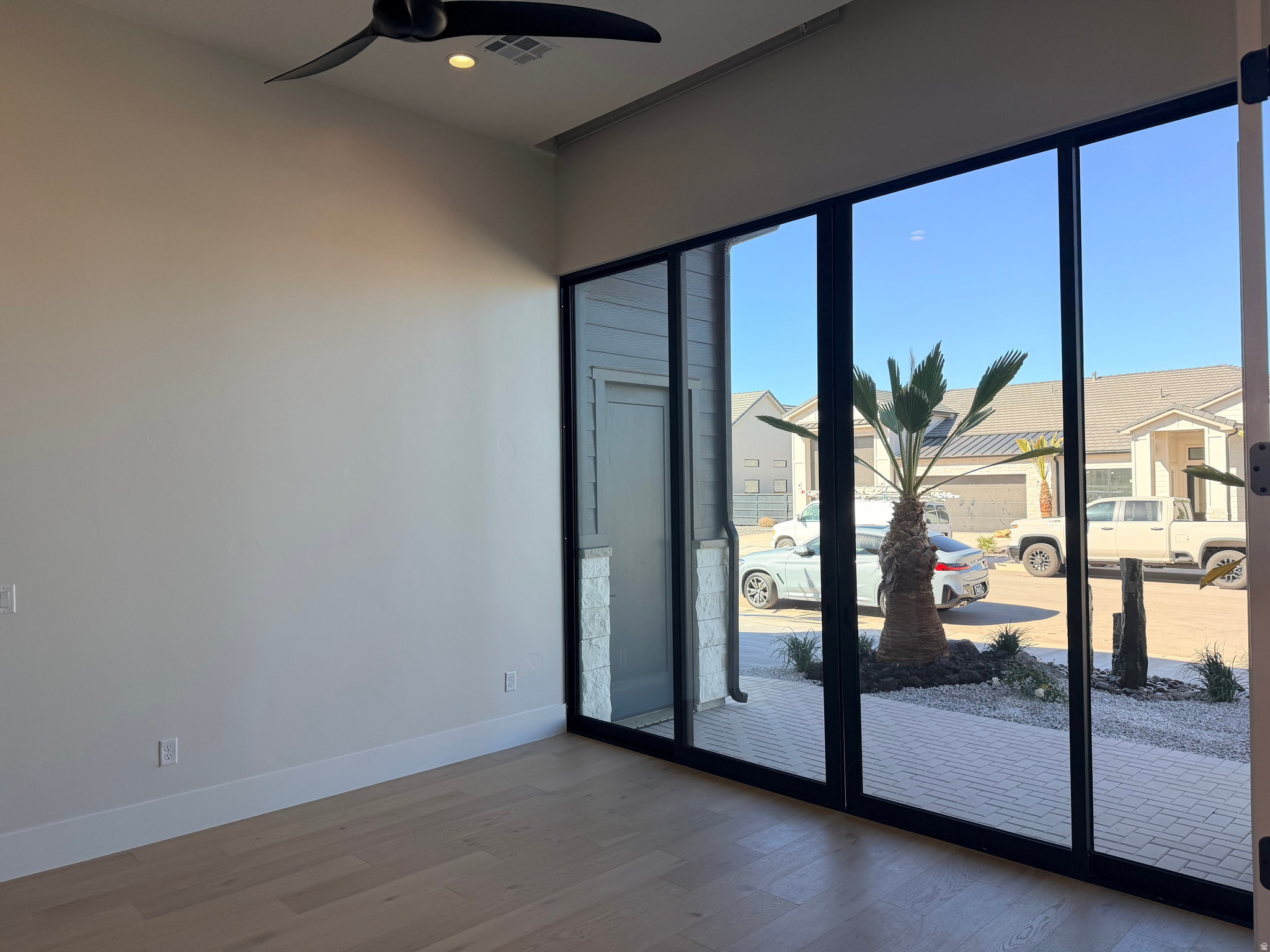 LAKESIDE AT STUCKI FARMS - Residential