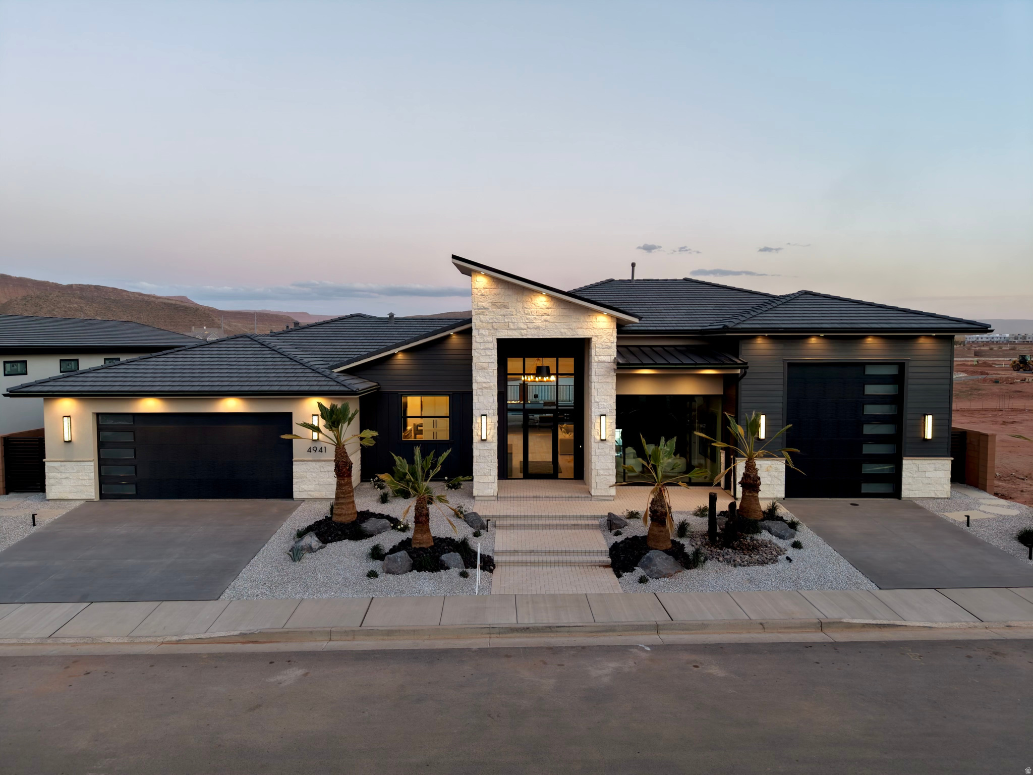 LAKESIDE AT STUCKI FARMS - Residential