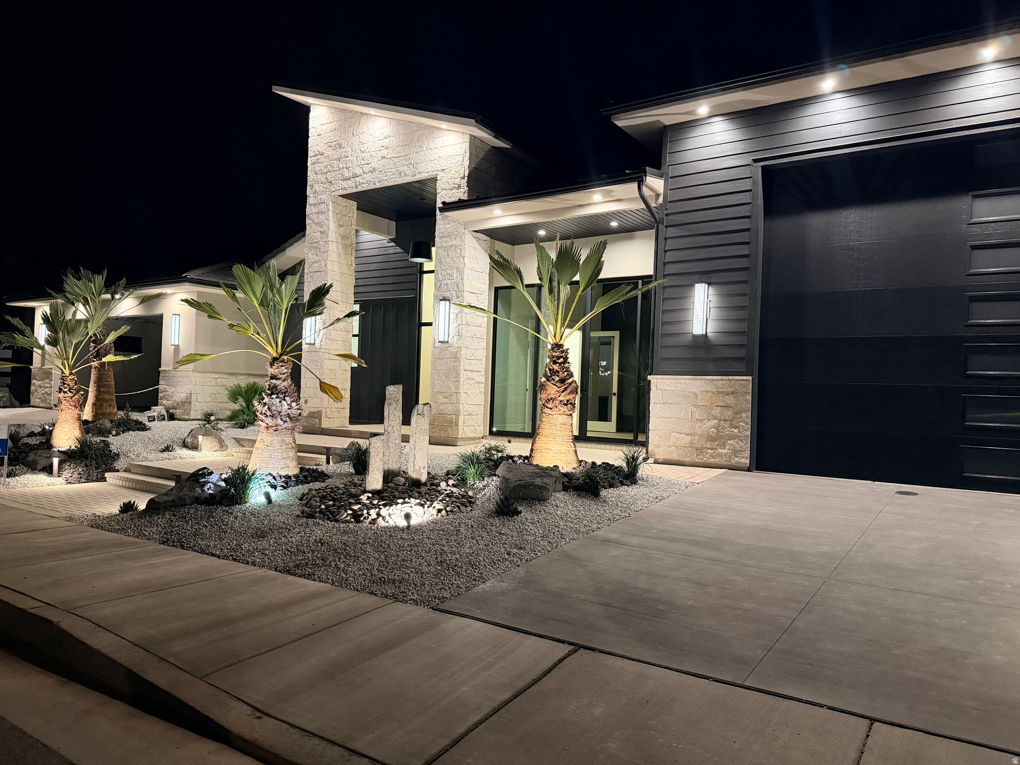 LAKESIDE AT STUCKI FARMS - Residential