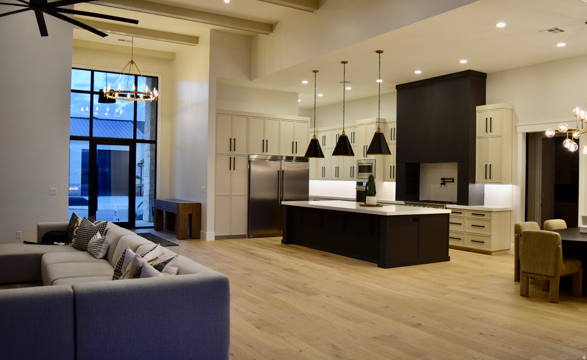 LAKESIDE AT STUCKI FARMS - Residential