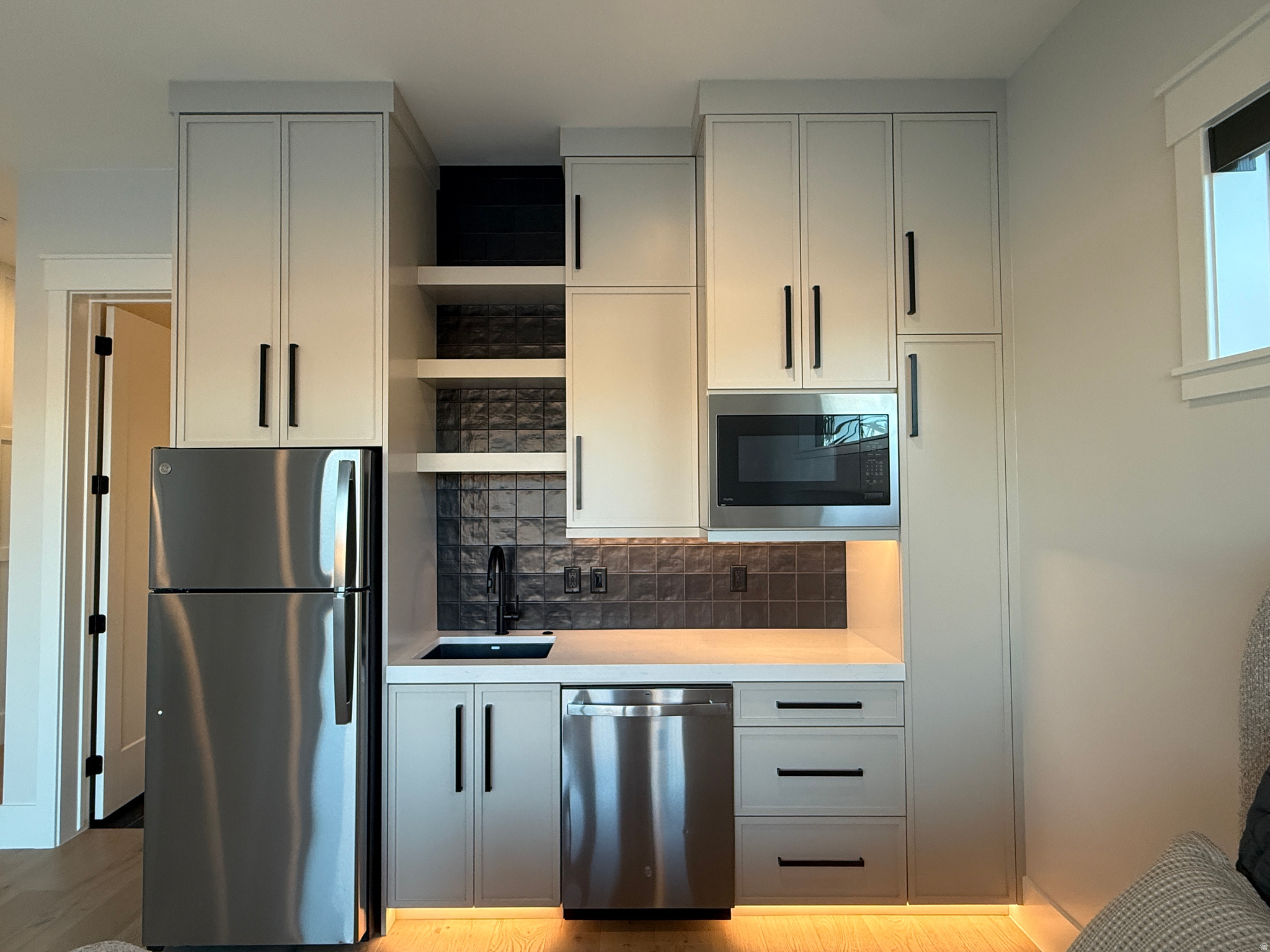 LAKESIDE AT STUCKI FARMS - Residential