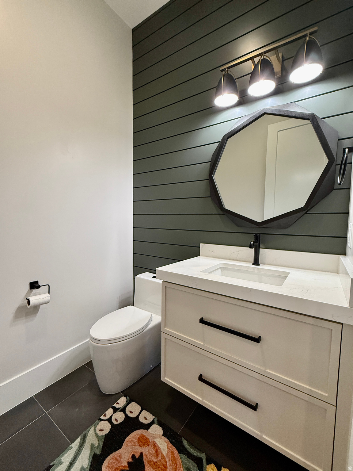 LAKESIDE AT STUCKI FARMS - Residential