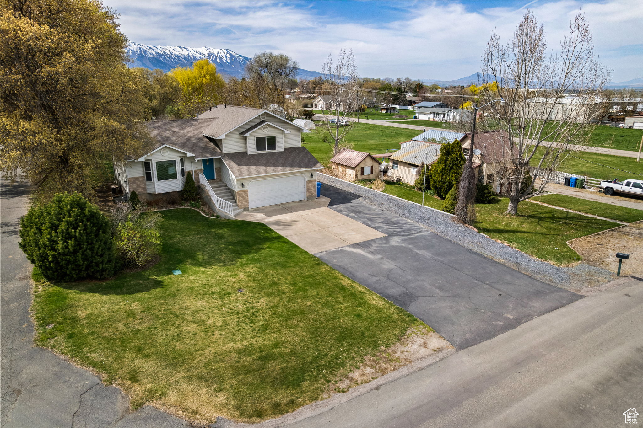 67 N 100, Hyrum, Utah image 32
