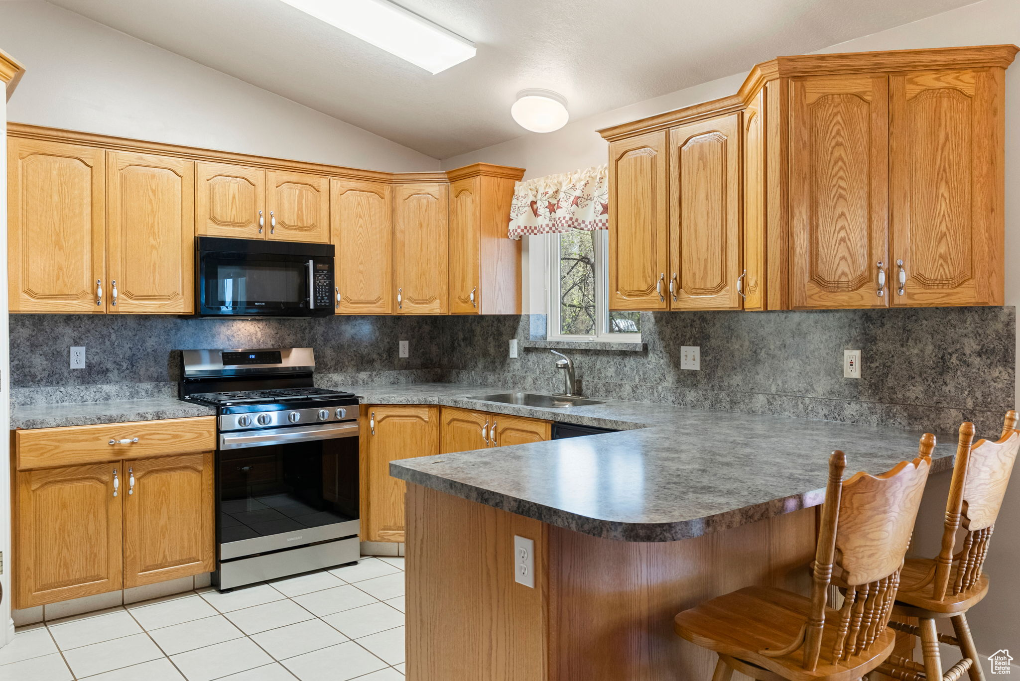 67 N 100, Hyrum, Utah image 10