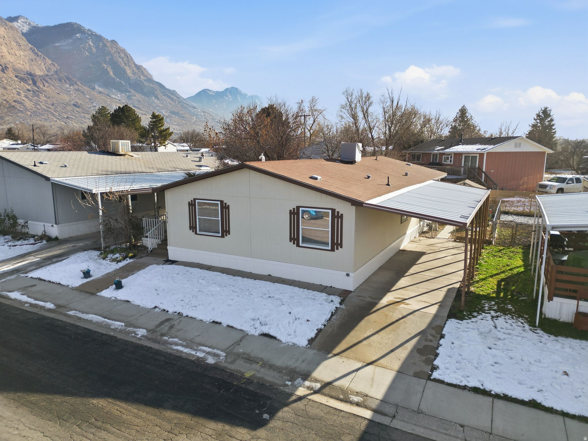 WASHINGTON ESTATES - Residential