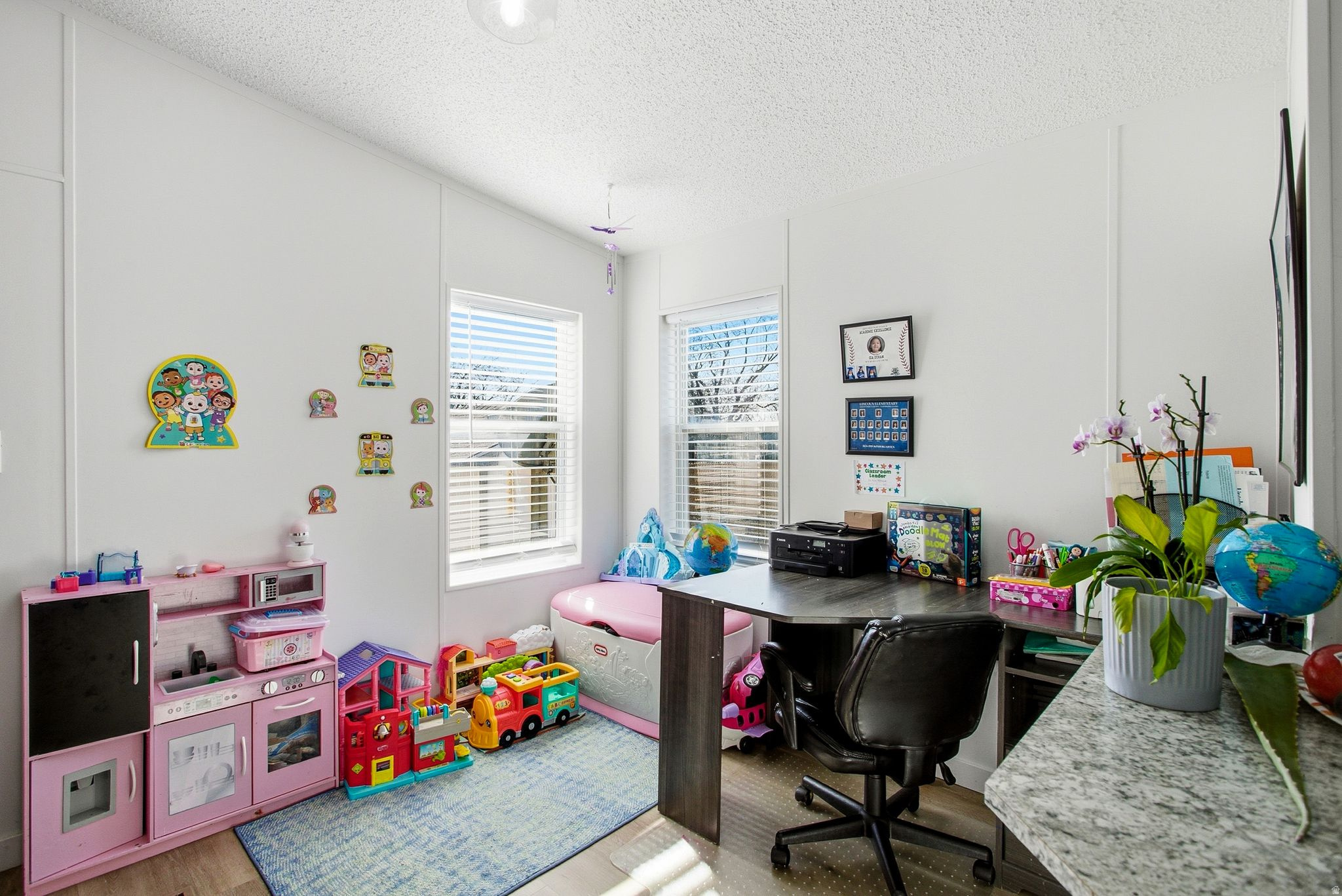 WASHINGTON ESTATES - Residential