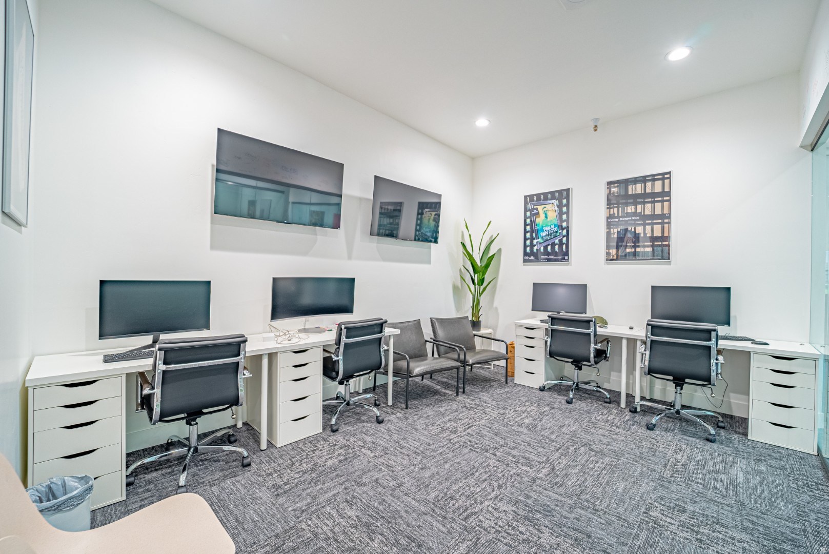 VIEW WEST - Commercial Lease