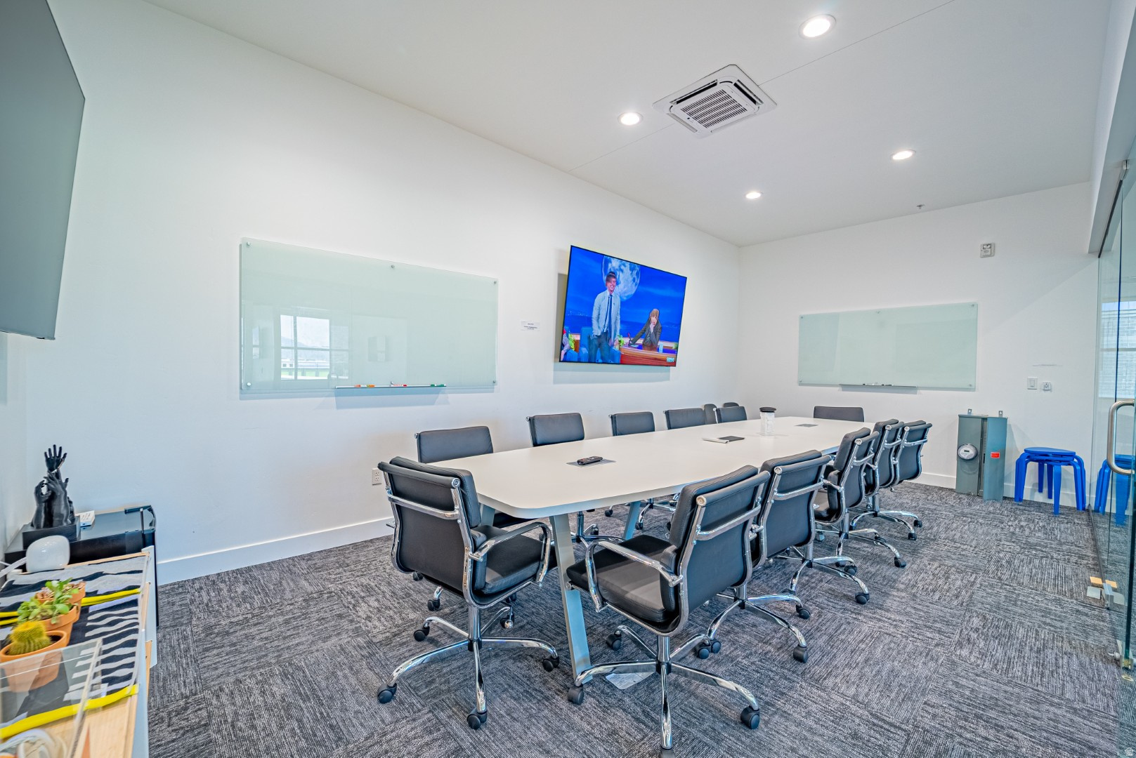 VIEW WEST - Commercial Lease