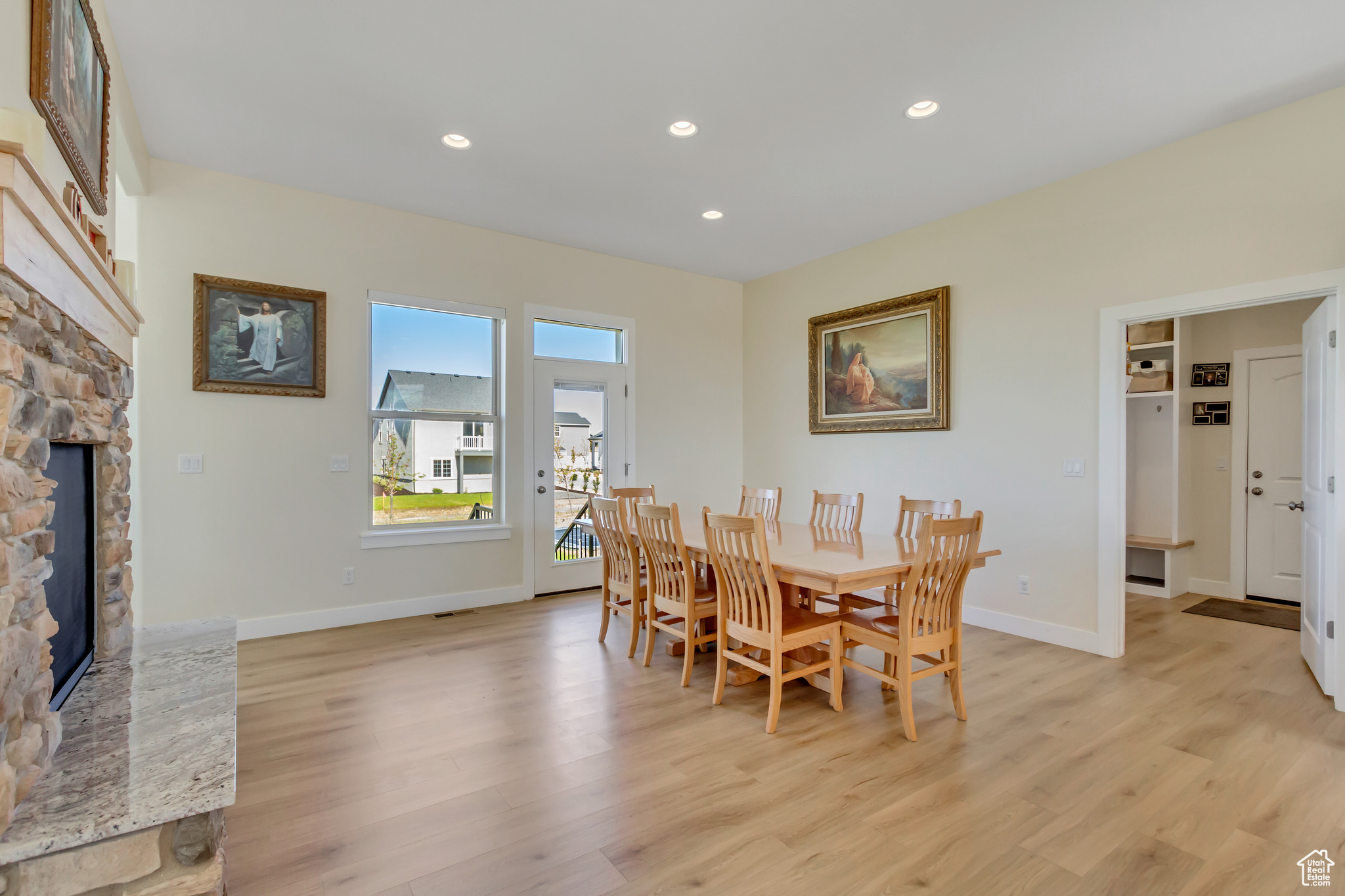 THE PIER - Residential