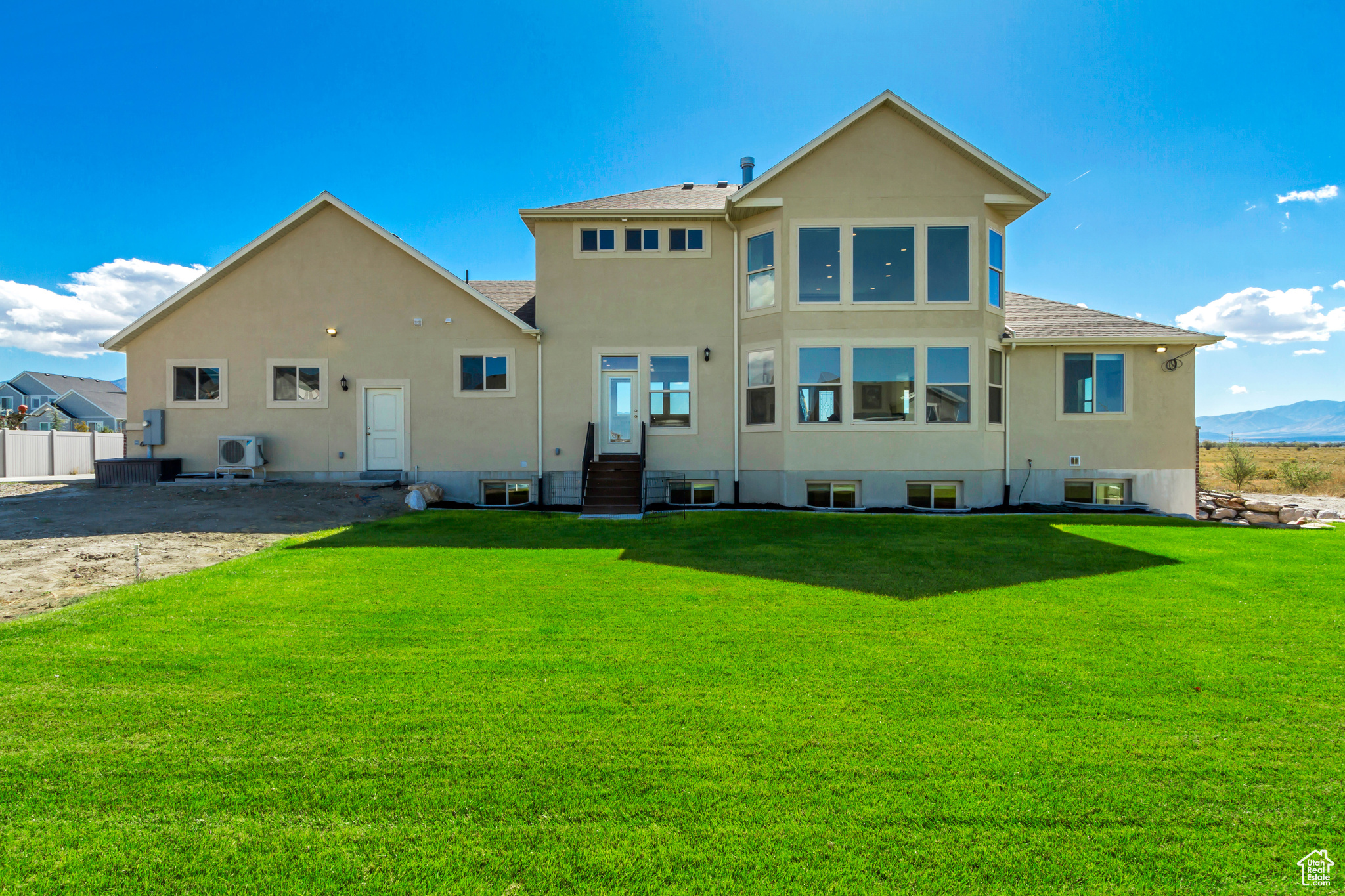 THE PIER - Residential