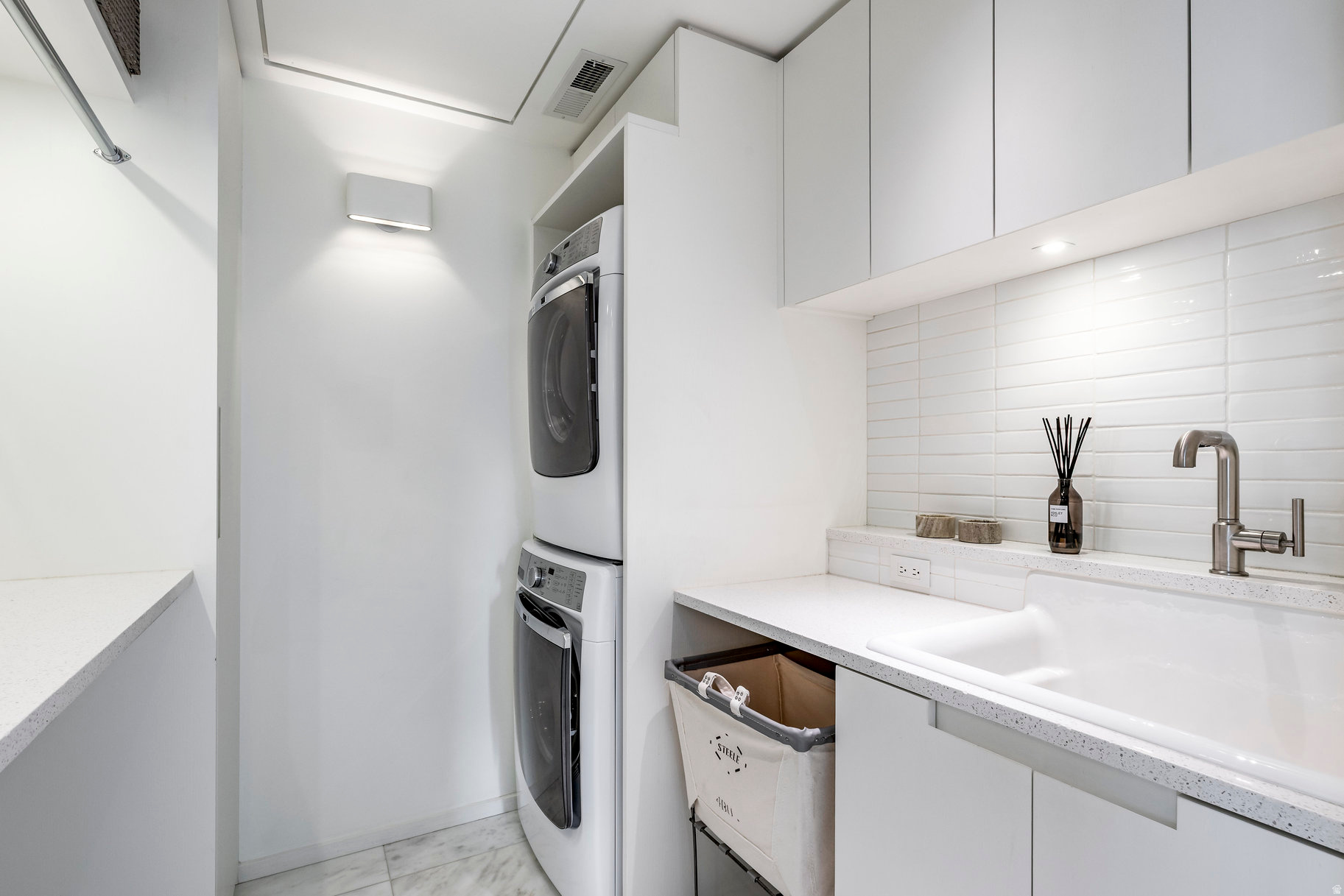 THAYNES CANYON SUBDI - Residential