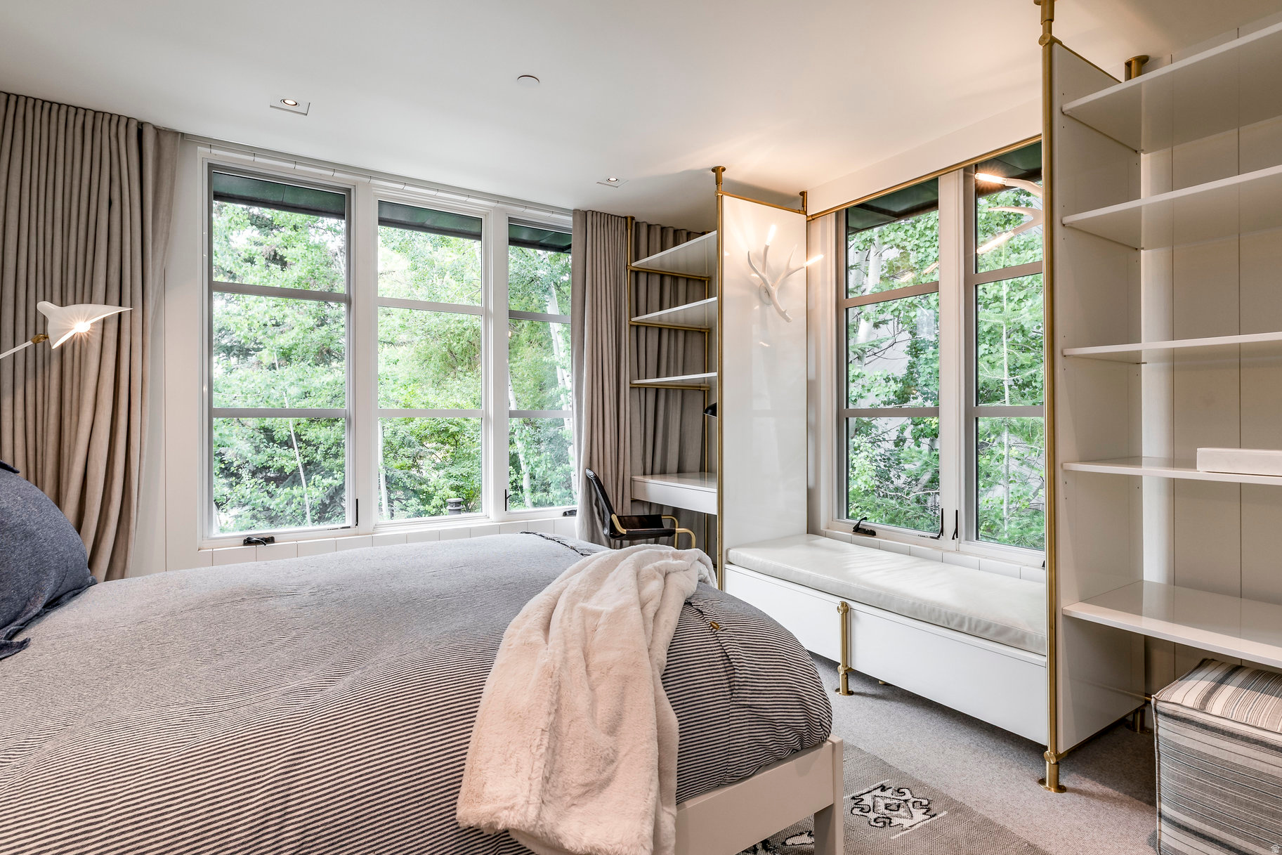 THAYNES CANYON SUBDI - Residential