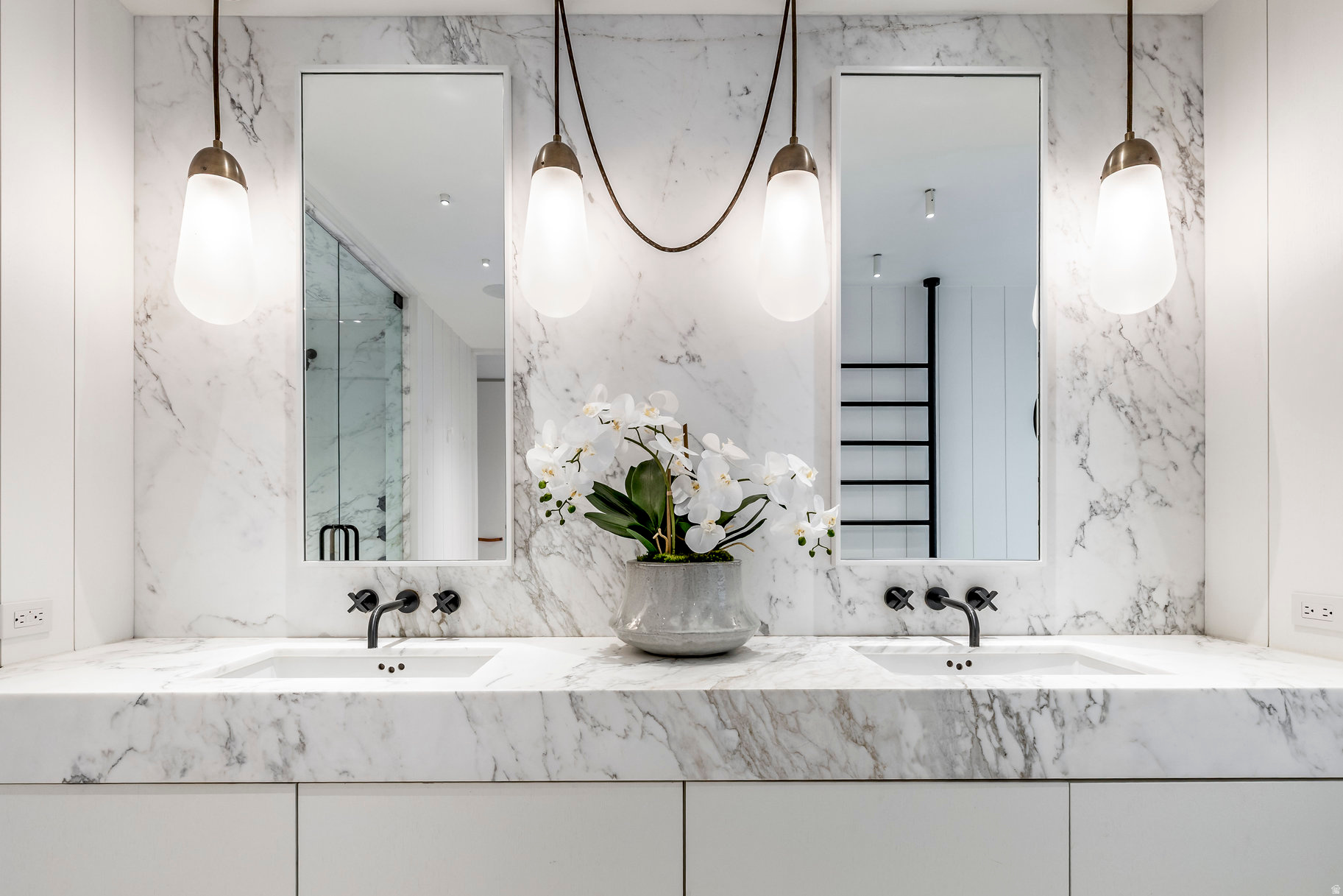 THAYNES CANYON SUBDI - Residential