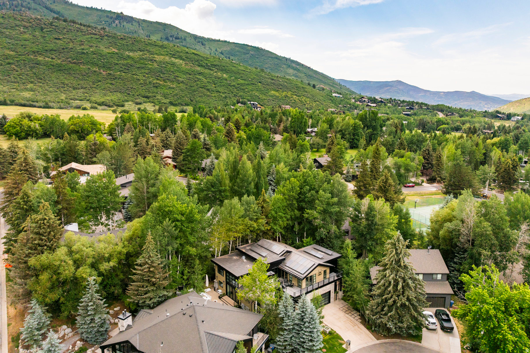 THAYNES CANYON SUBDI - Residential