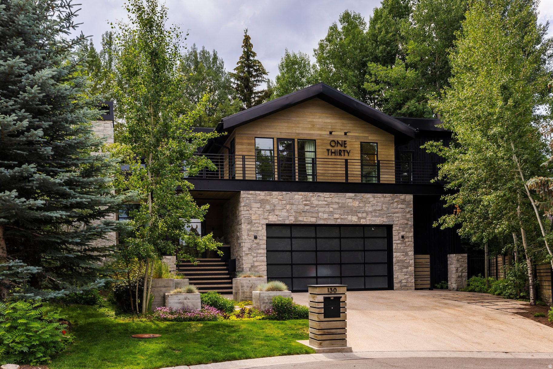 THAYNES CANYON SUBDI - Residential