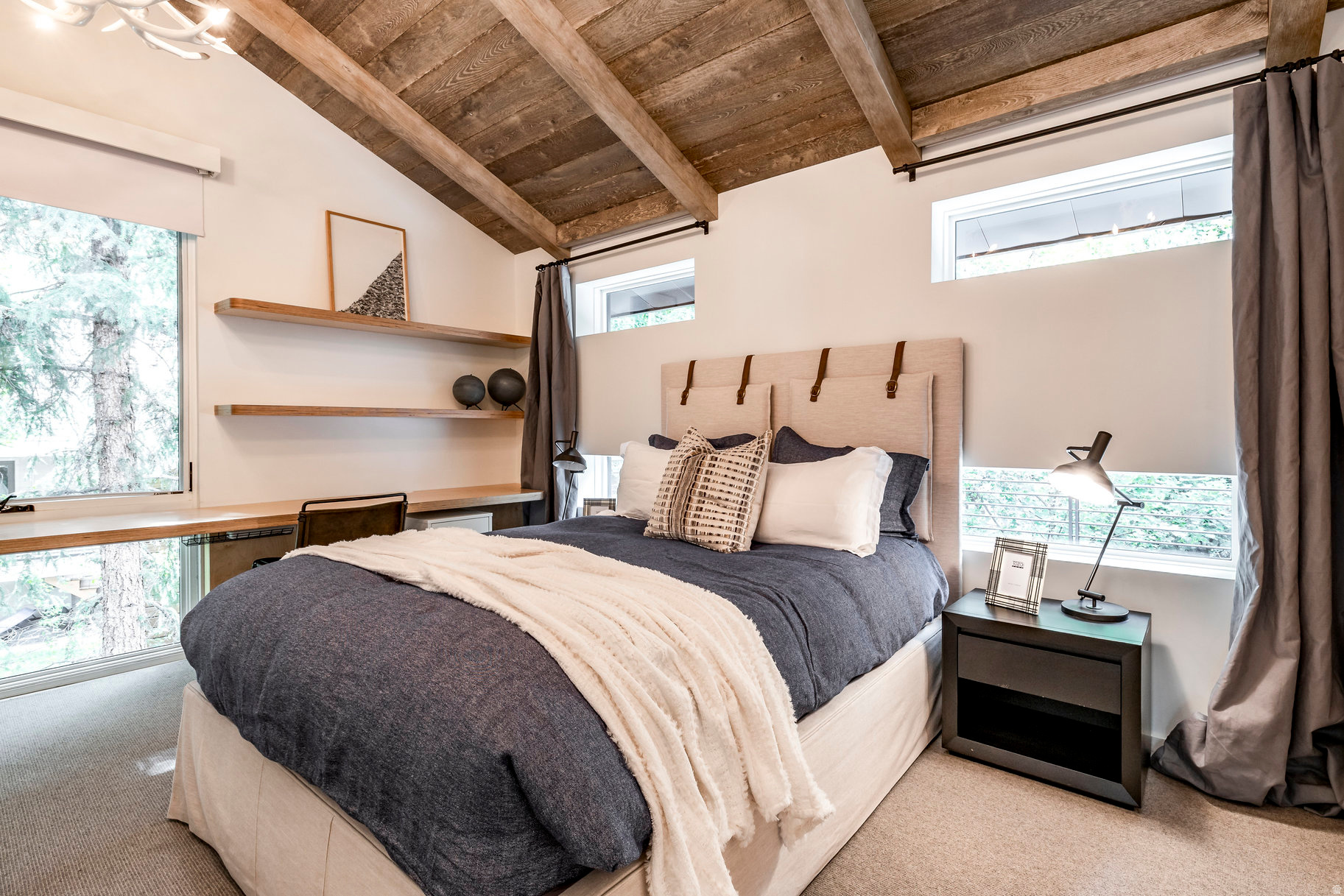 THAYNES CANYON SUBDI - Residential