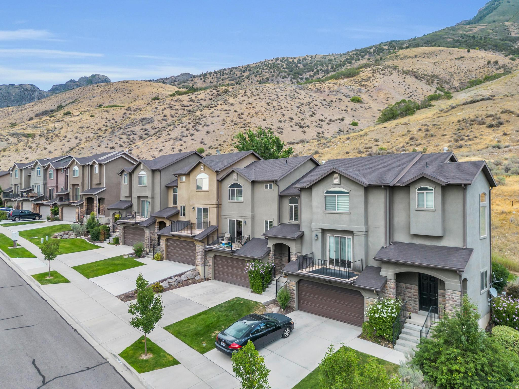 THE CEDARS TOWNHOMES - Residential