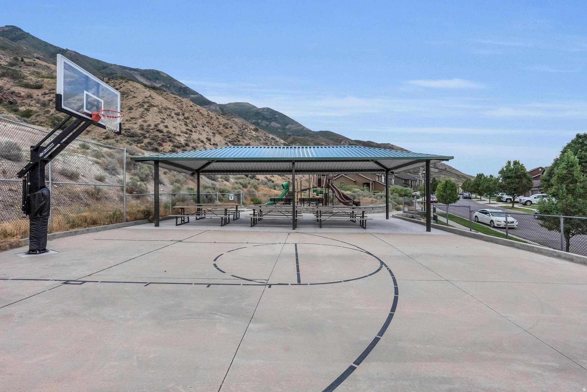 THE CEDARS TOWNHOMES - Residential