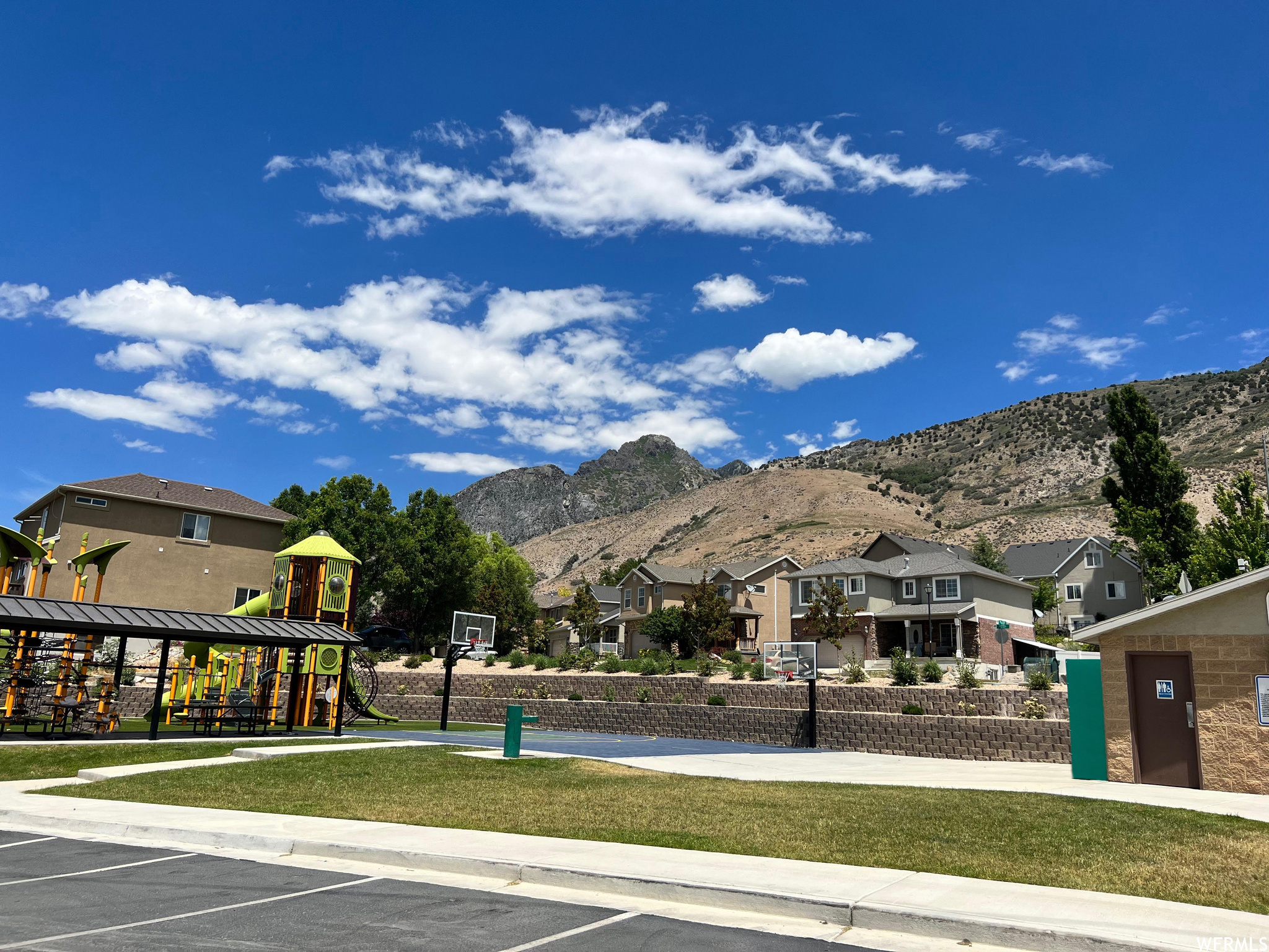 THE CEDARS TOWNHOMES - Residential