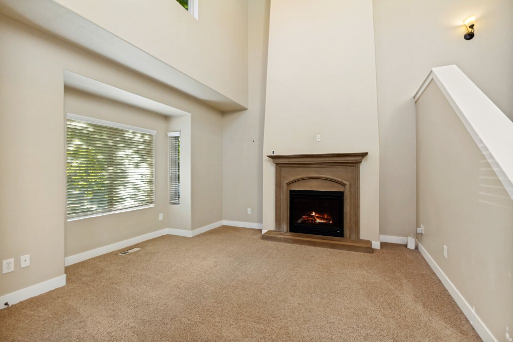 Photo of 3075 S CREWS CT, West Valley City, UT 84120 (MLS # 2186849)