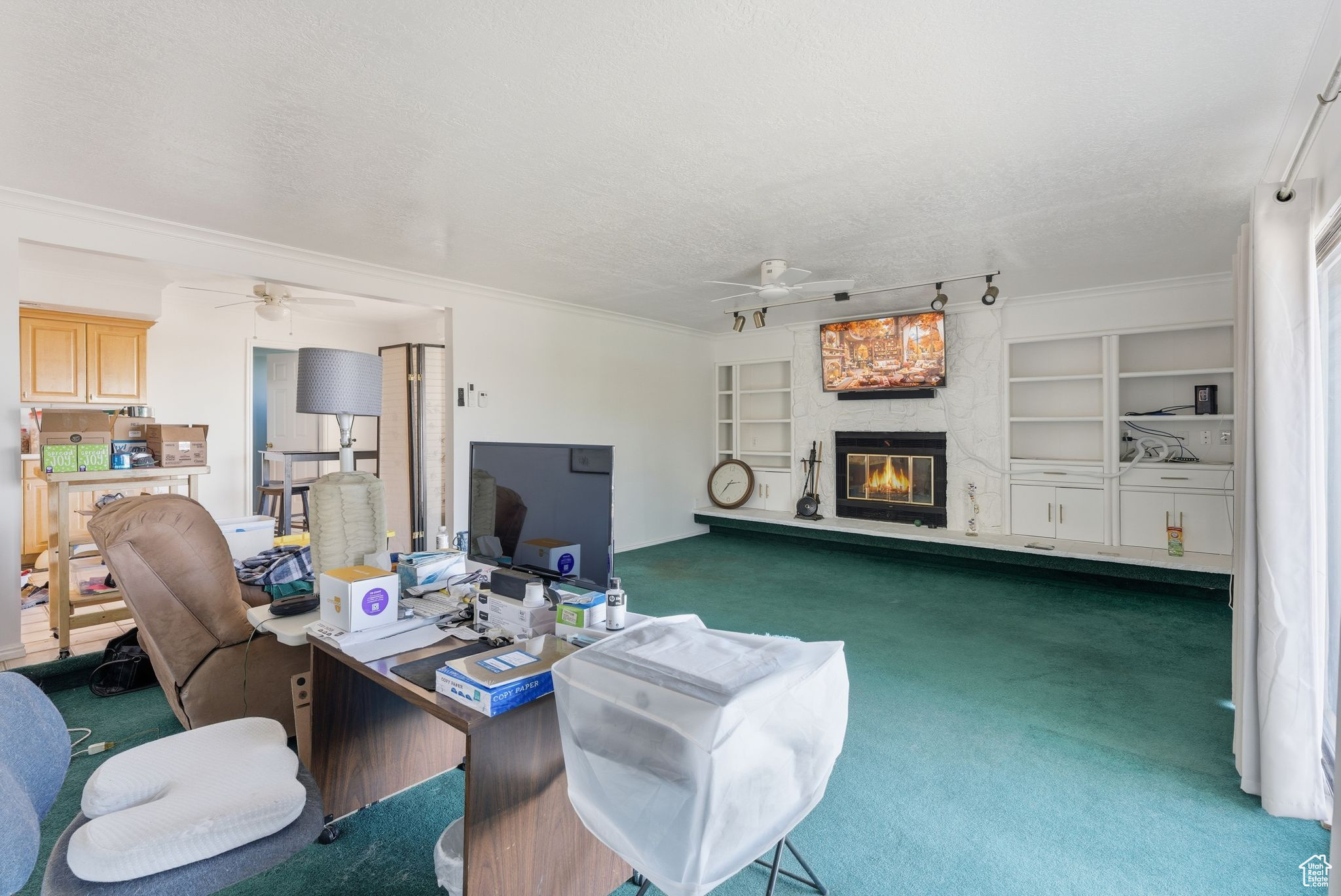 VALLEY VISTA - Residential