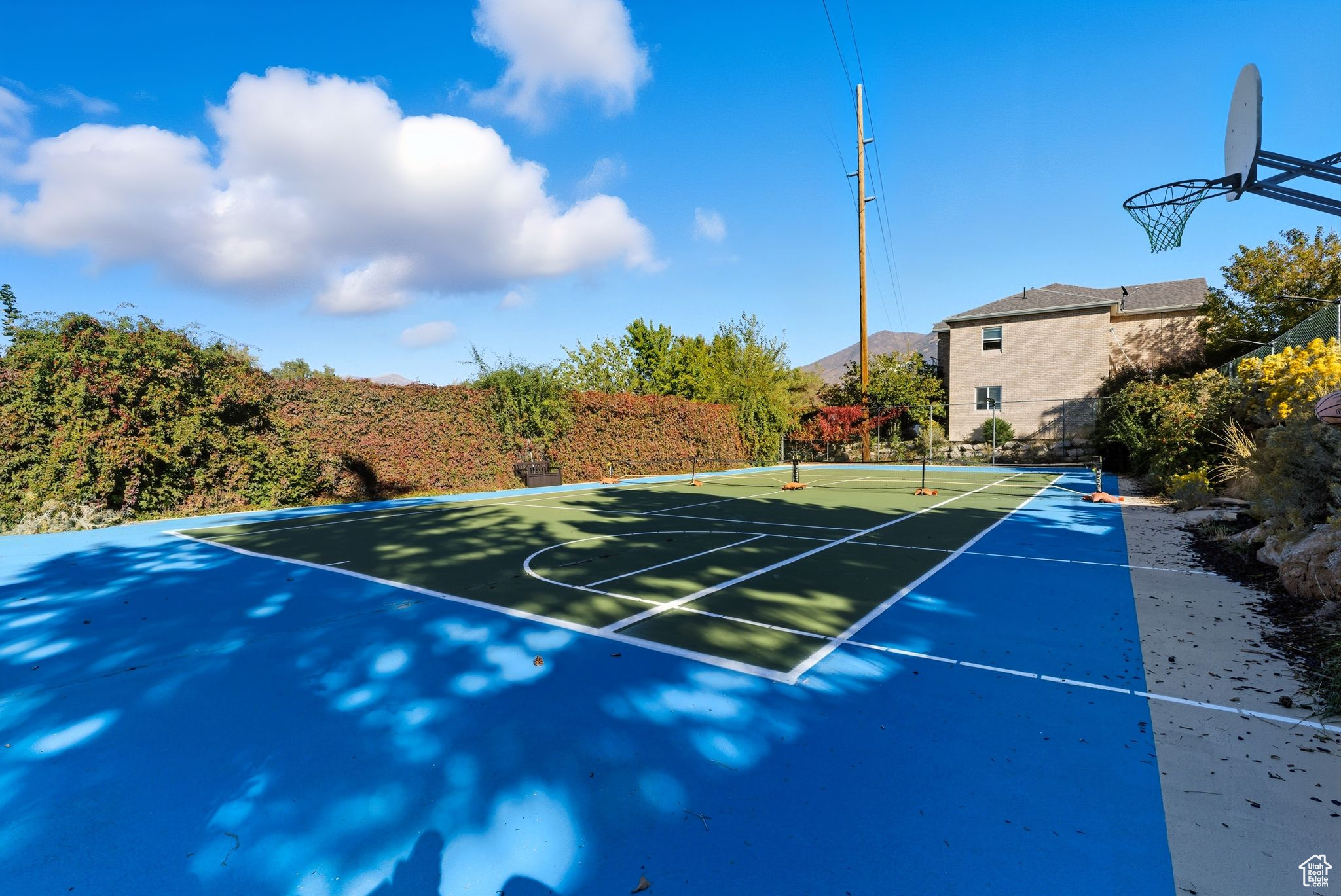 VALLEY VISTA - Residential