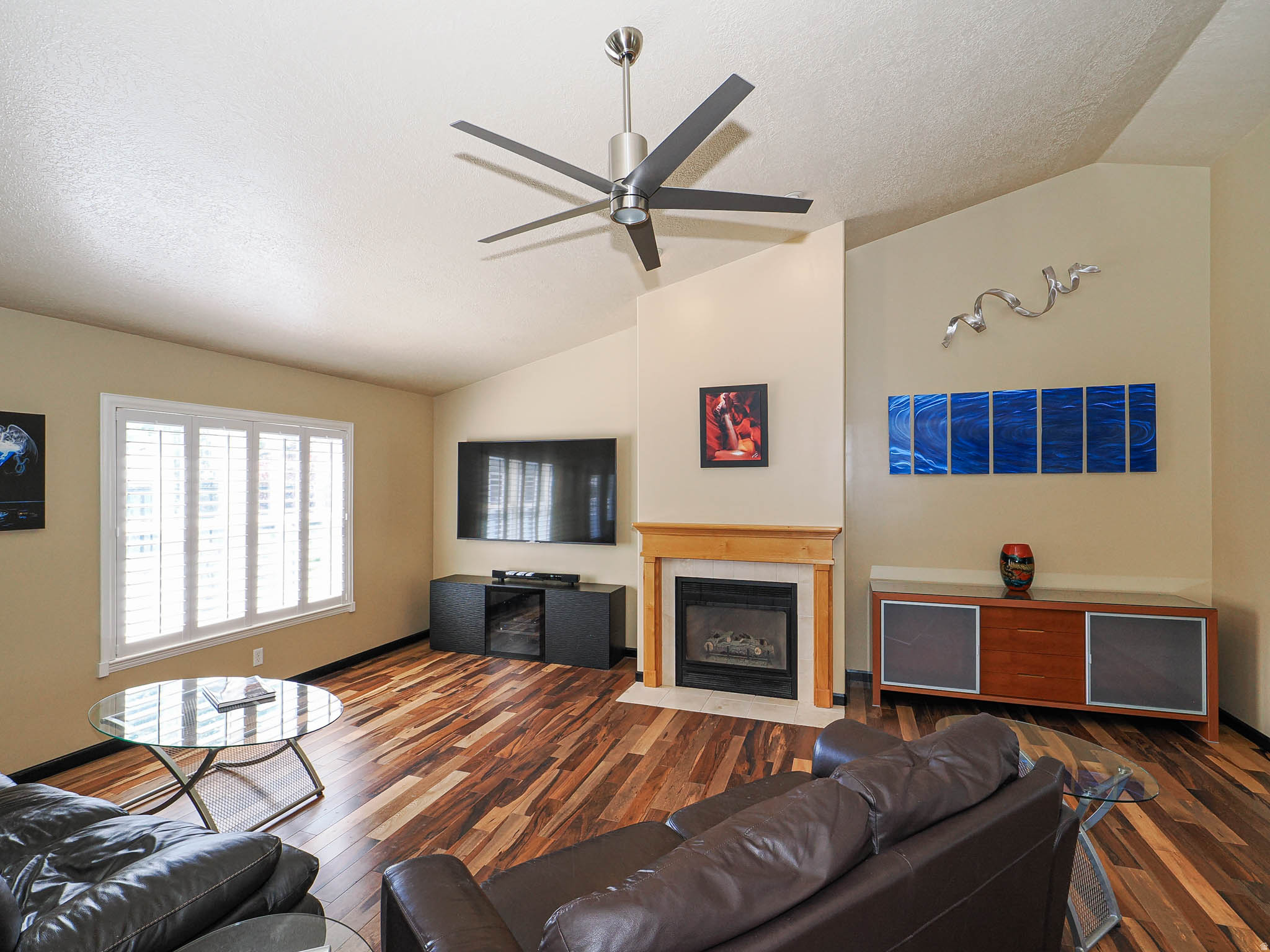 PARKWAY EST - Residential
