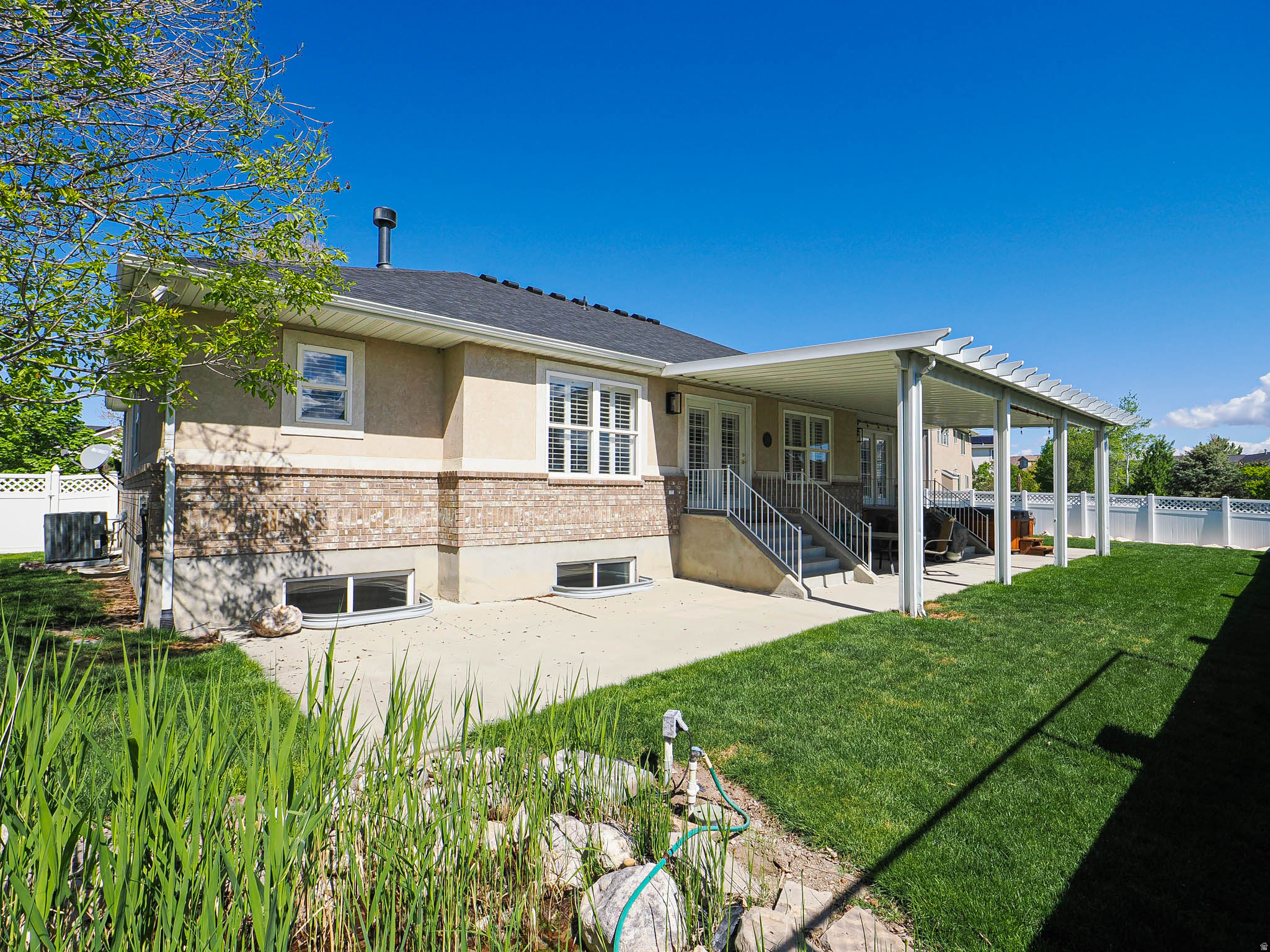 PARKWAY EST - Residential