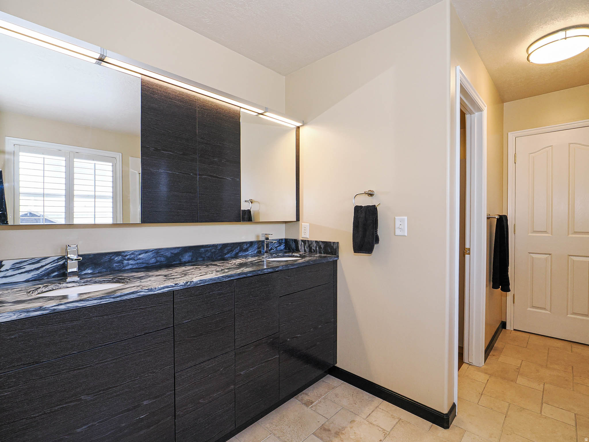 PARKWAY EST - Residential
